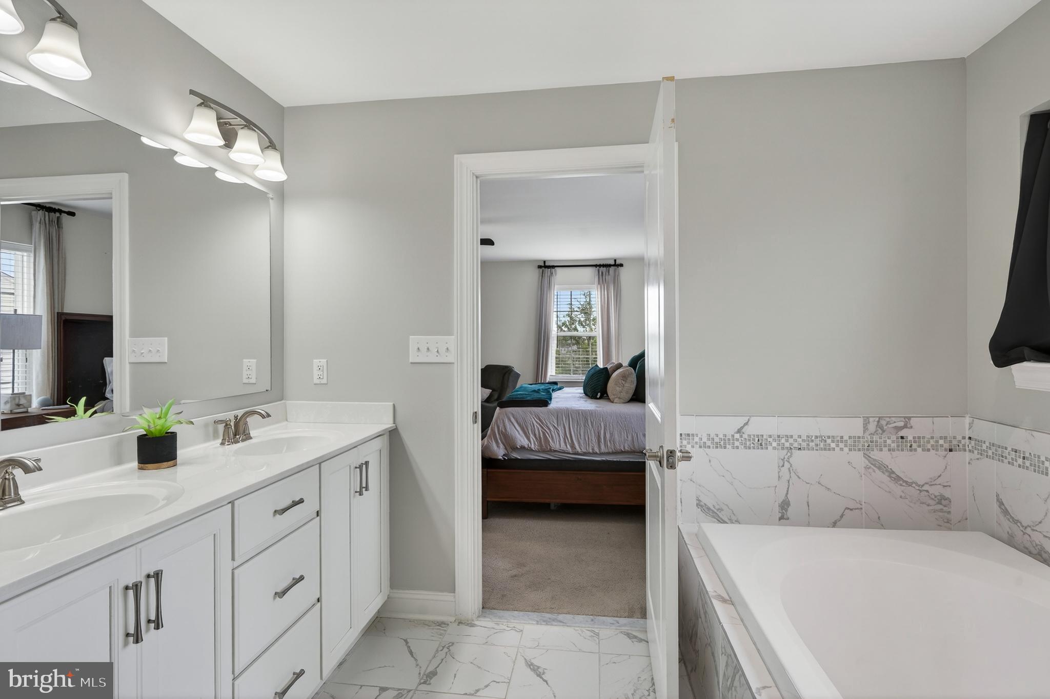 ROTHWELL ESTATES - Residential