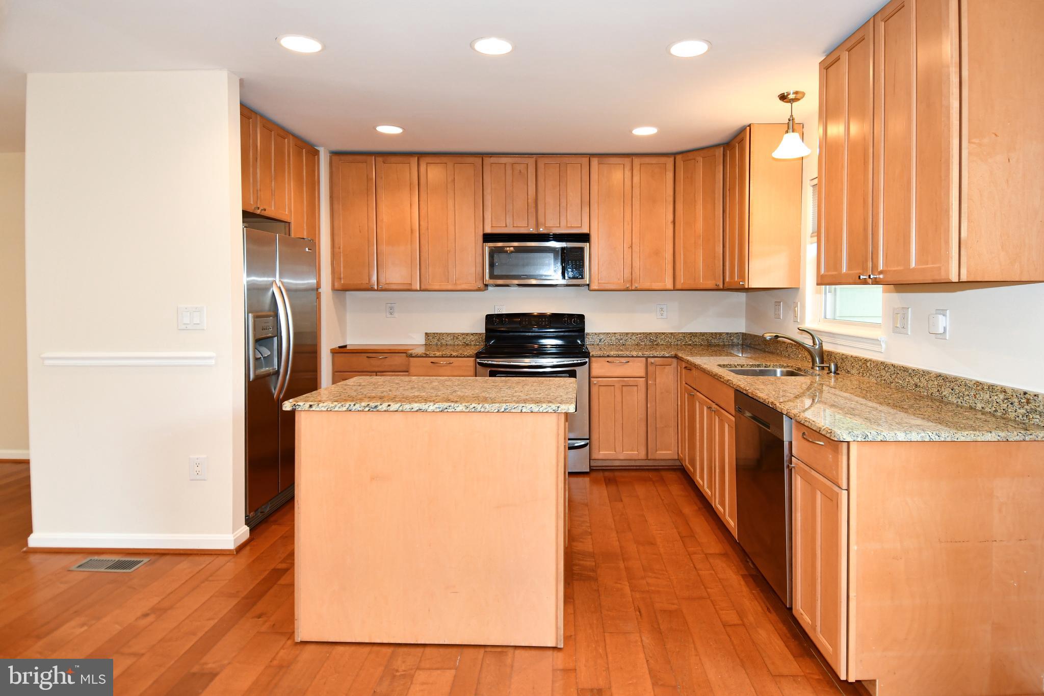 WHITE OAK VILLAGE - Residential