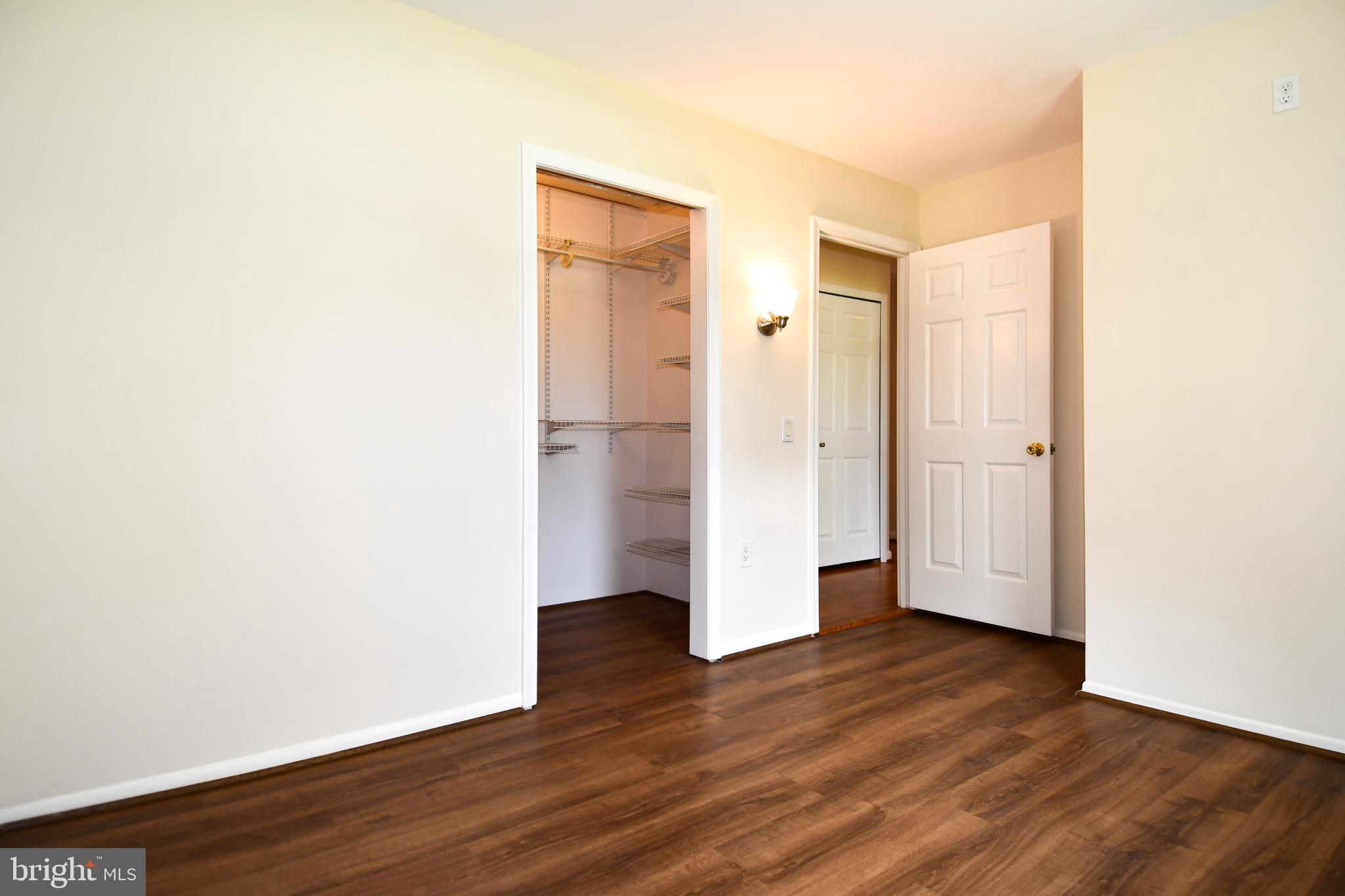 WHITE OAK VILLAGE - Residential