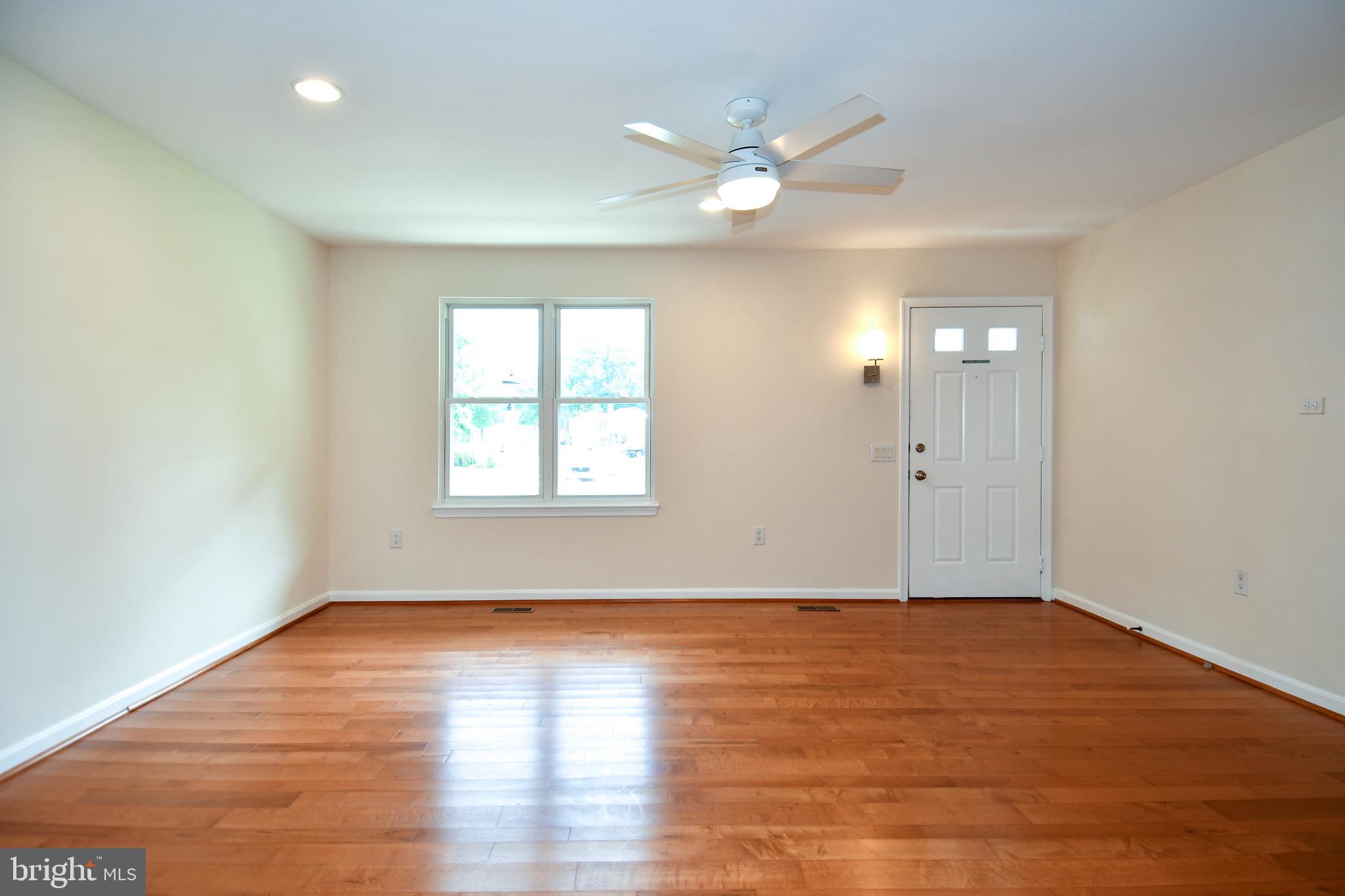 WHITE OAK VILLAGE - Residential