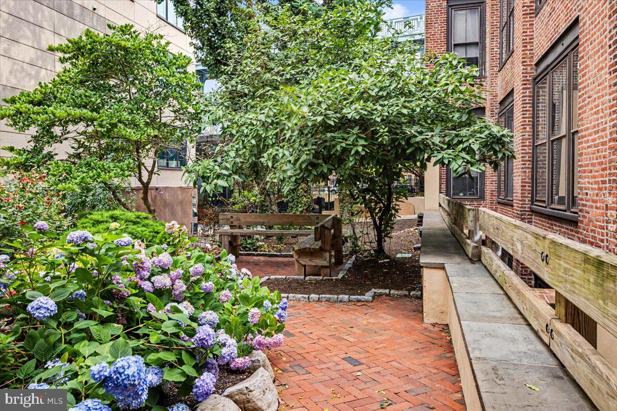OLD CITY - Residential