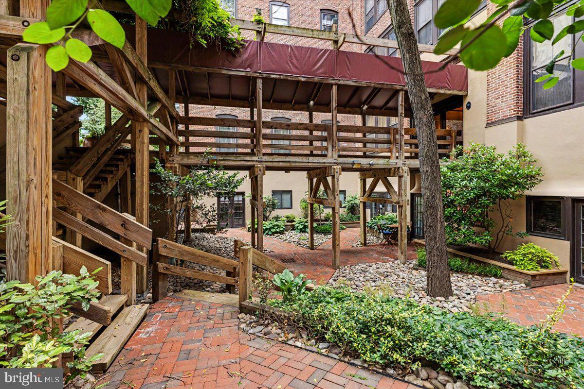 OLD CITY - Residential