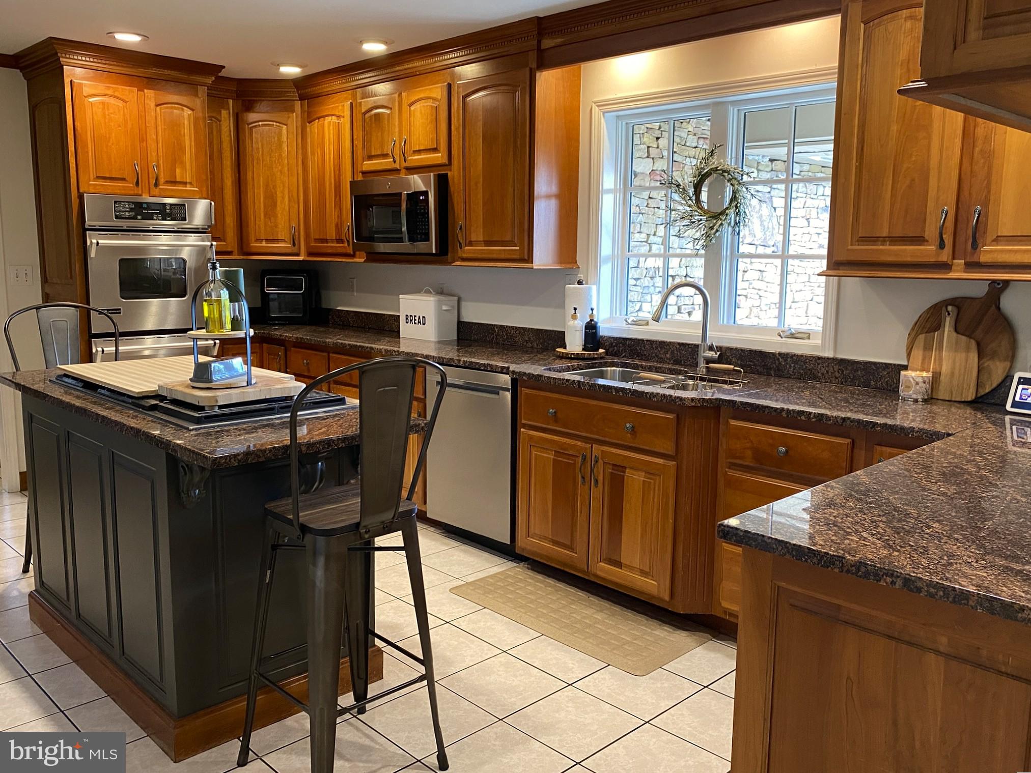 BRADDOCK ESTATES - Residential