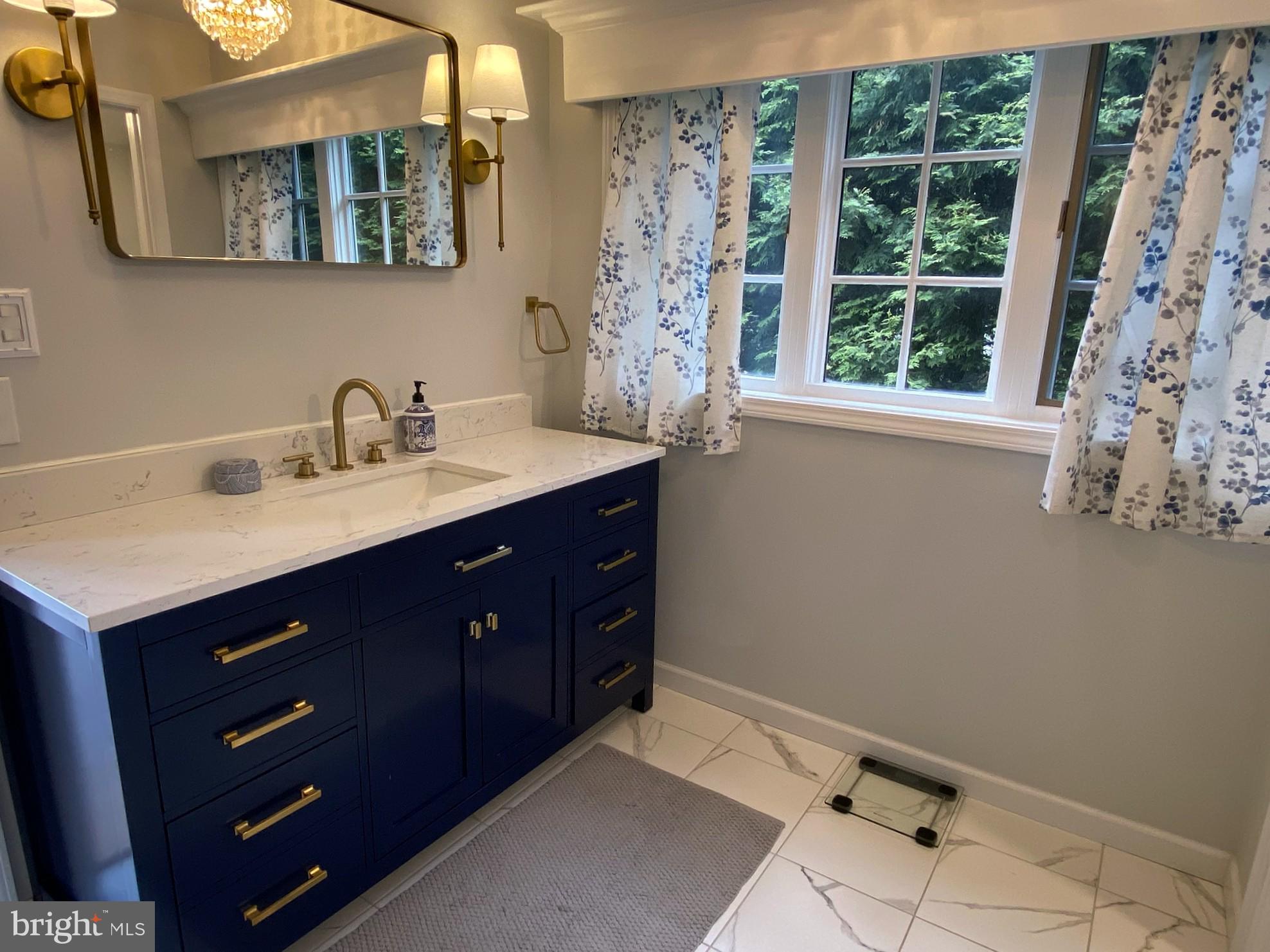 BRADDOCK ESTATES - Residential