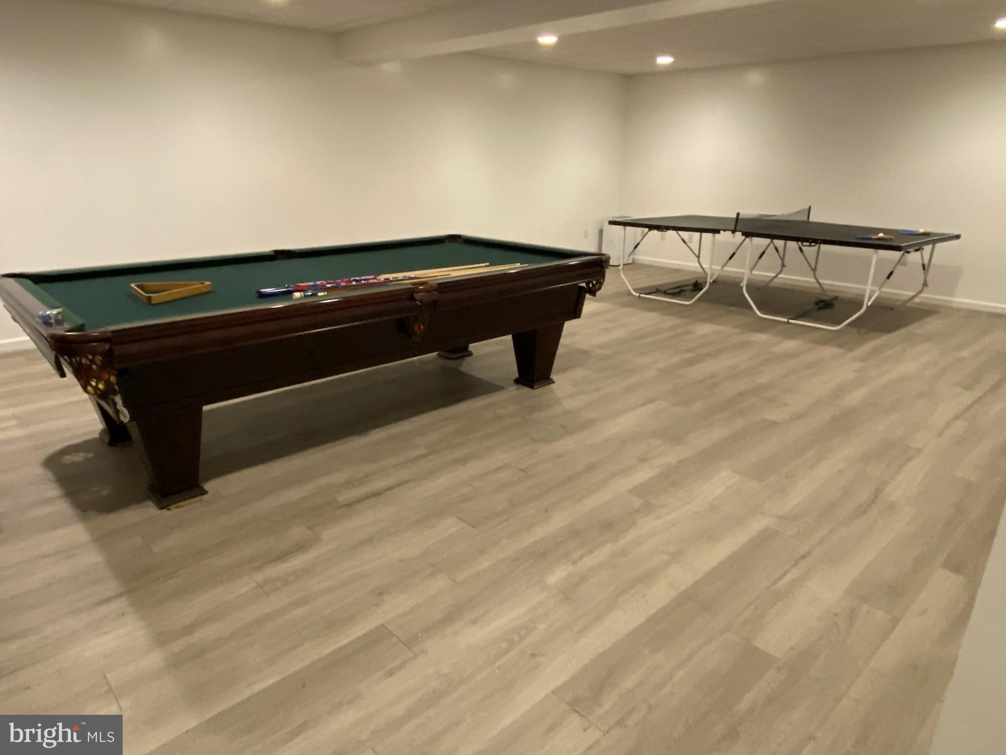 BRADDOCK ESTATES - Residential