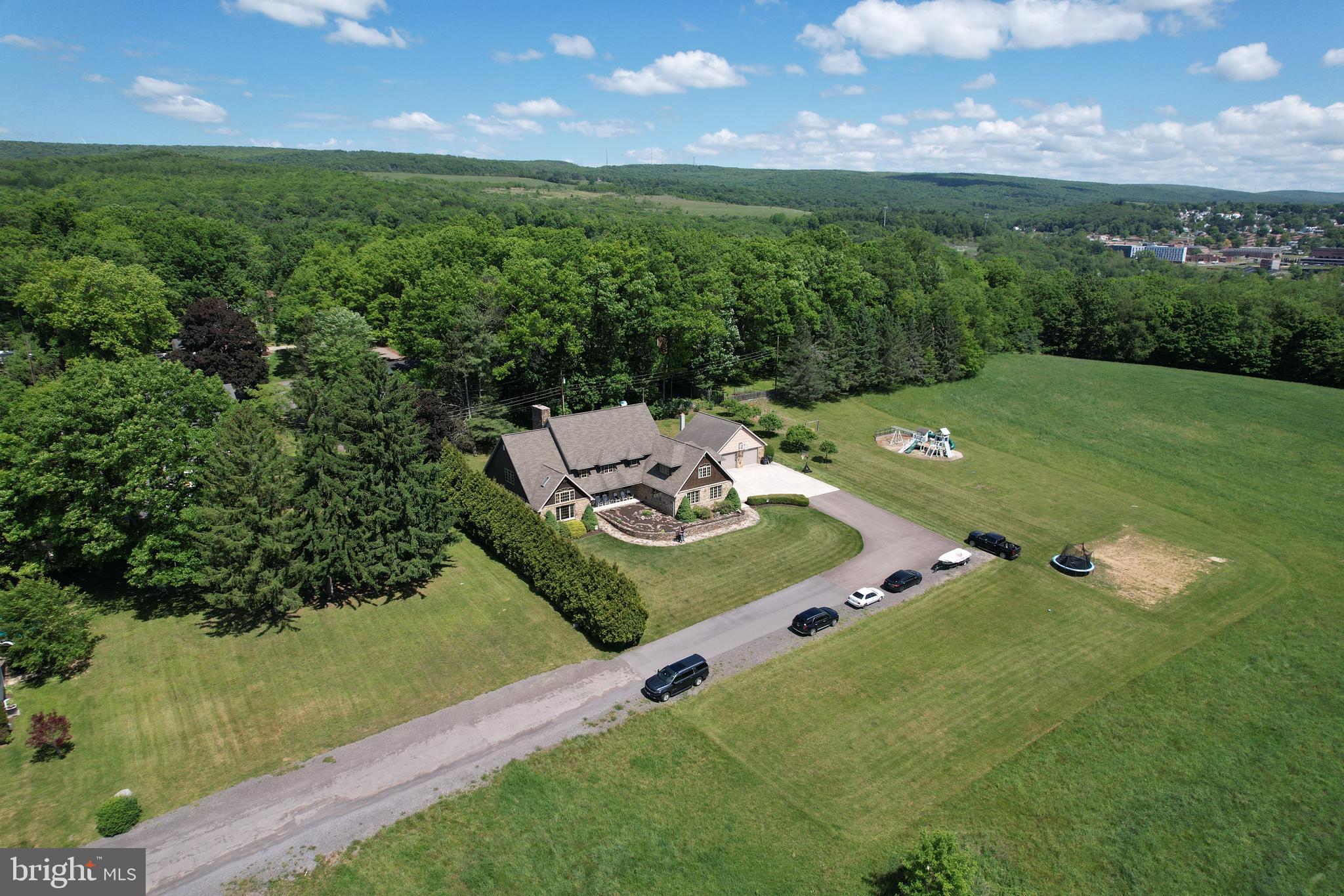 BRADDOCK ESTATES - Residential