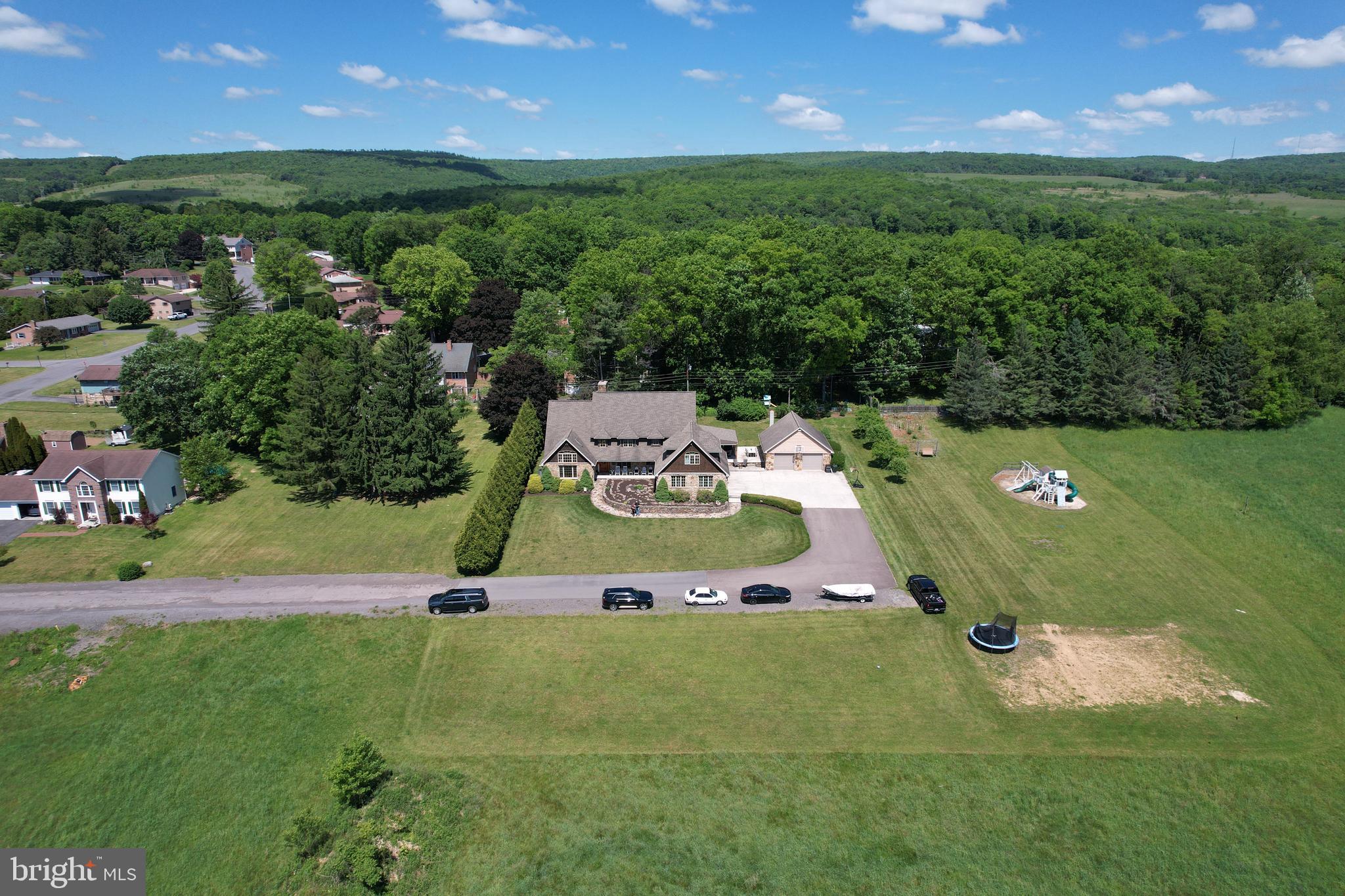 BRADDOCK ESTATES - Residential