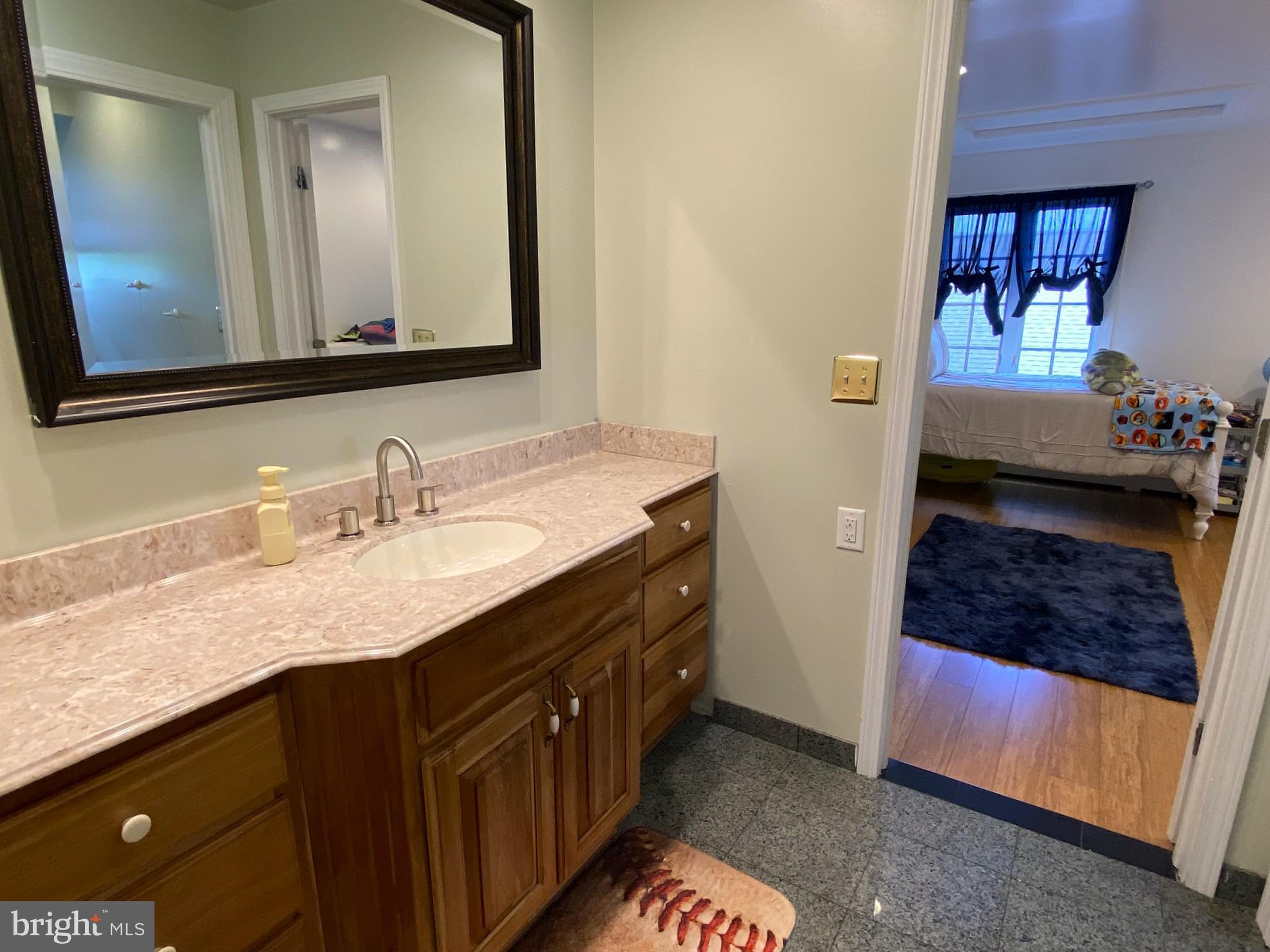 BRADDOCK ESTATES - Residential