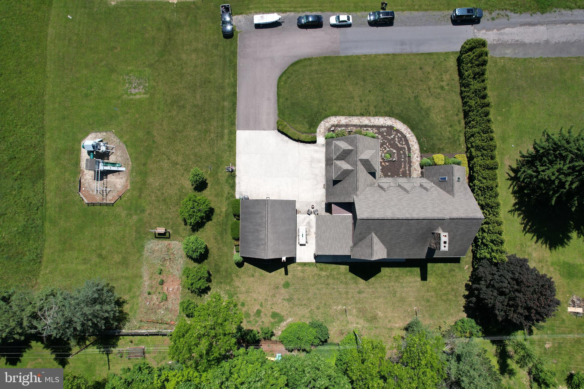 BRADDOCK ESTATES - Residential