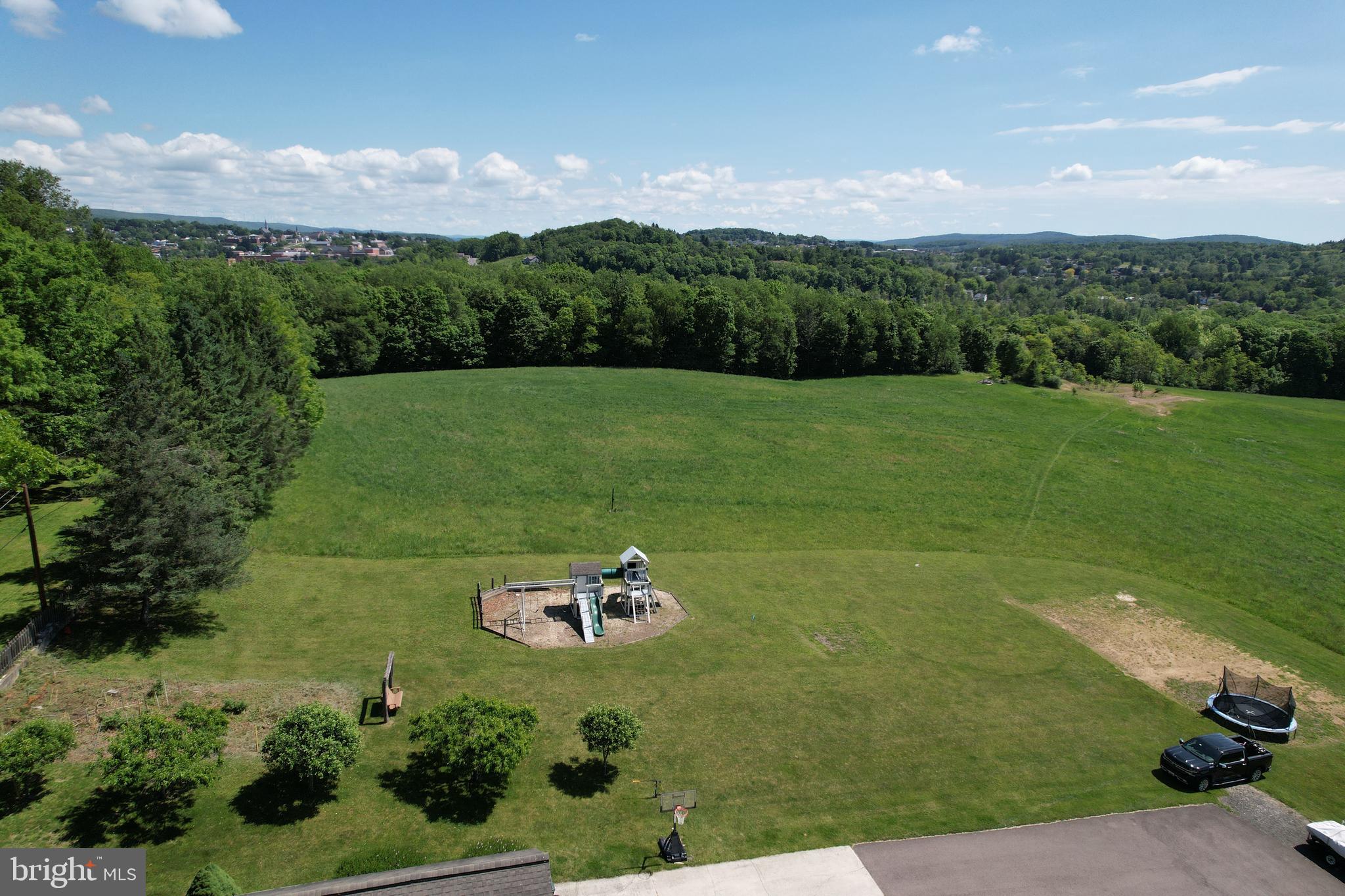 BRADDOCK ESTATES - Residential