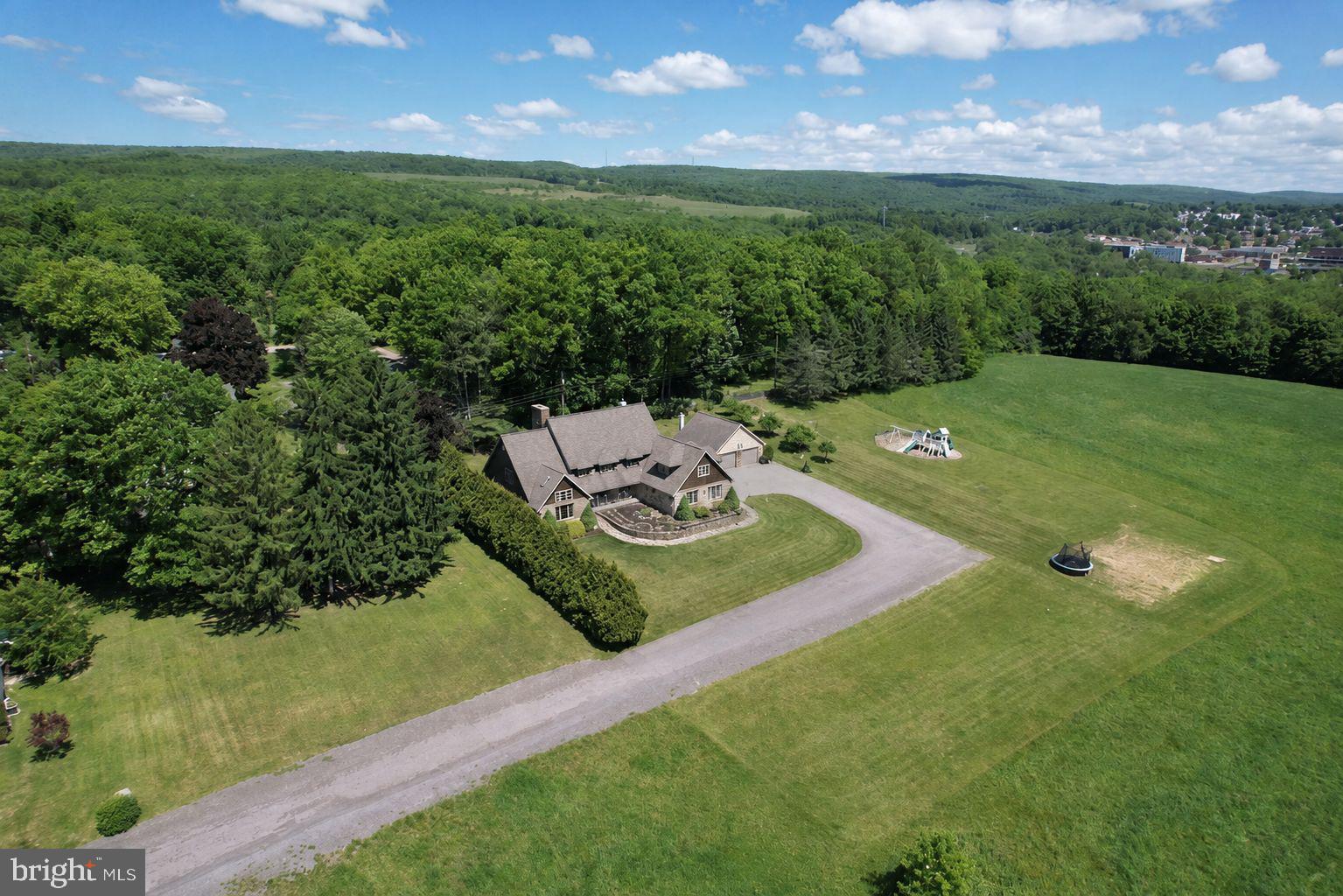 BRADDOCK ESTATES - Residential