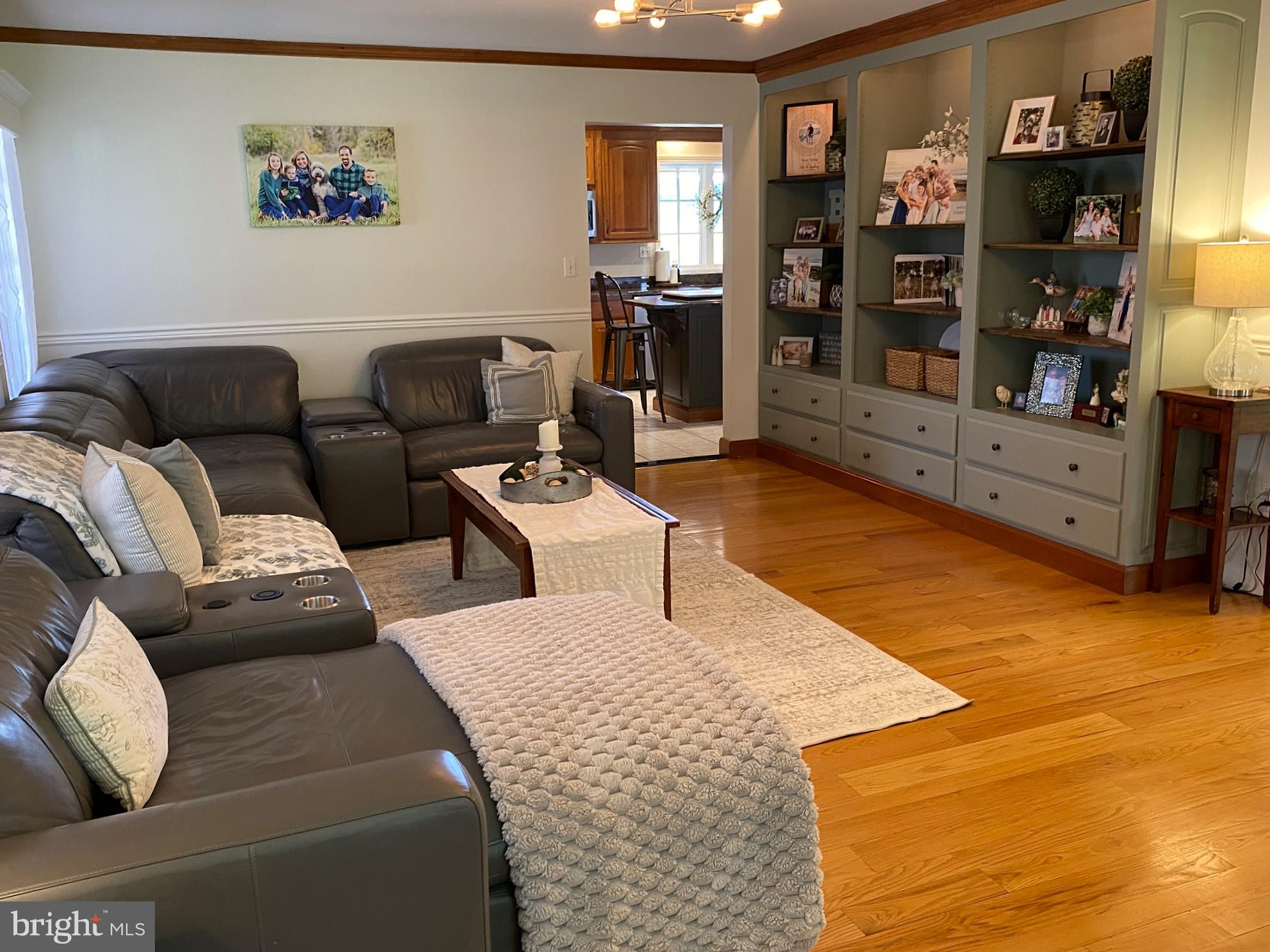 BRADDOCK ESTATES - Residential