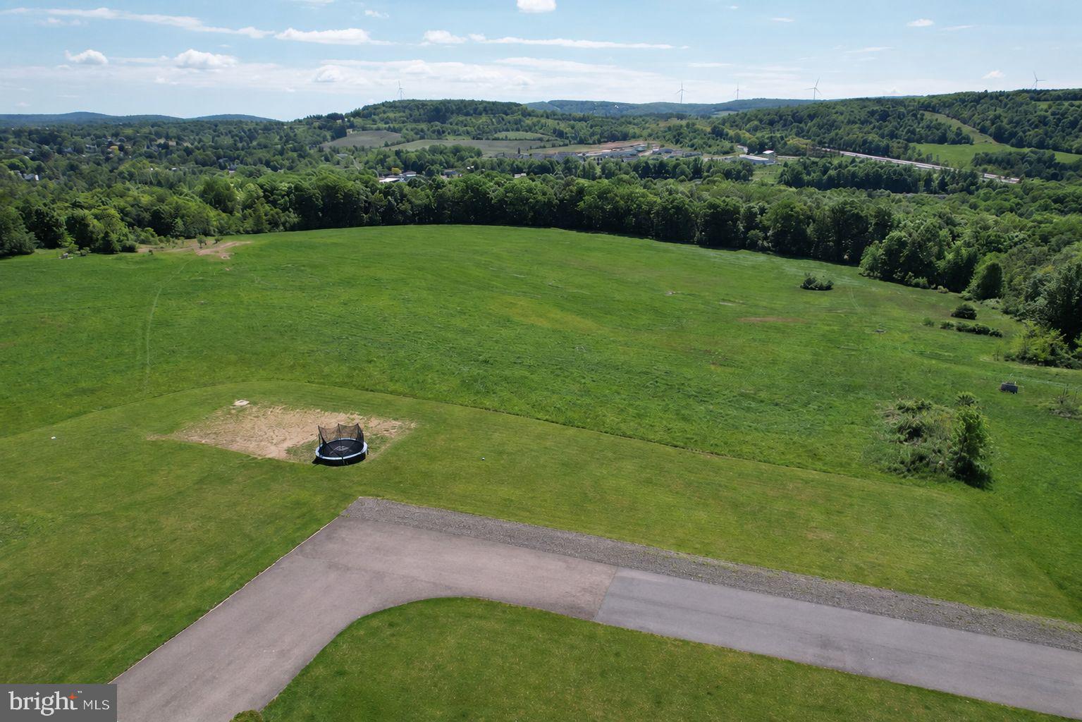 BRADDOCK ESTATES - Residential