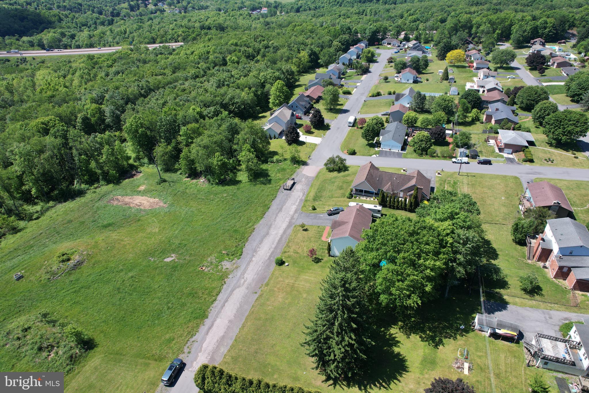 BRADDOCK ESTATES - Residential