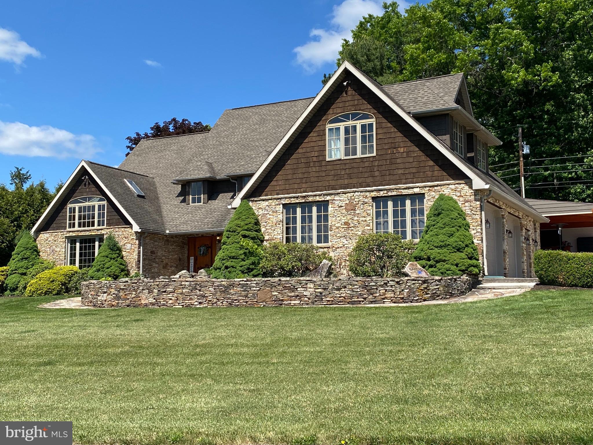 BRADDOCK ESTATES - Residential