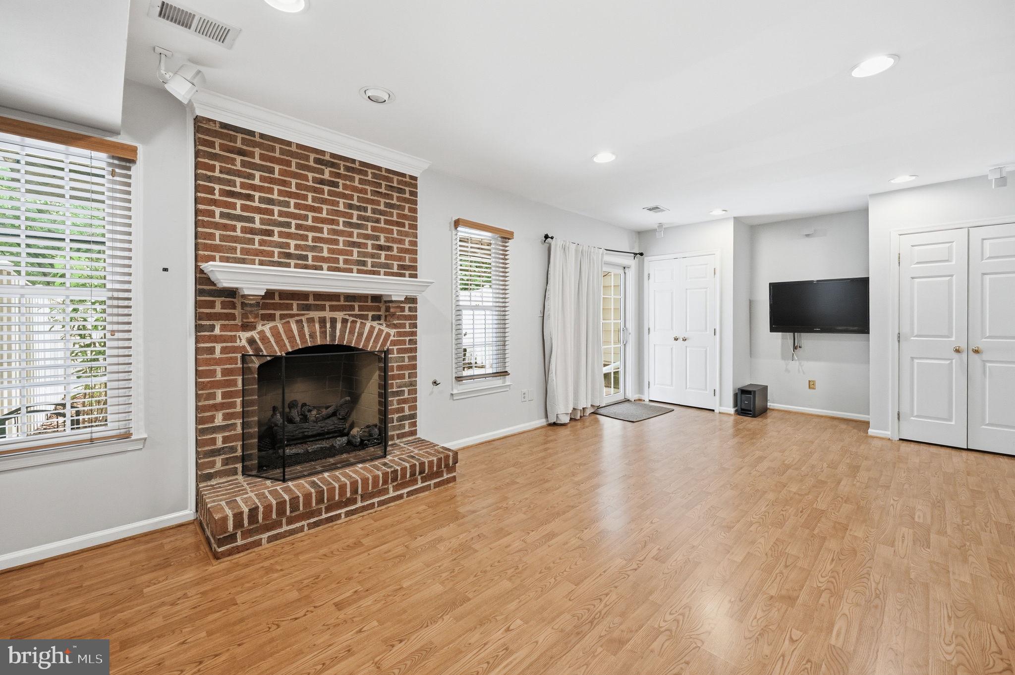 WYANT PROPERTY - Residential