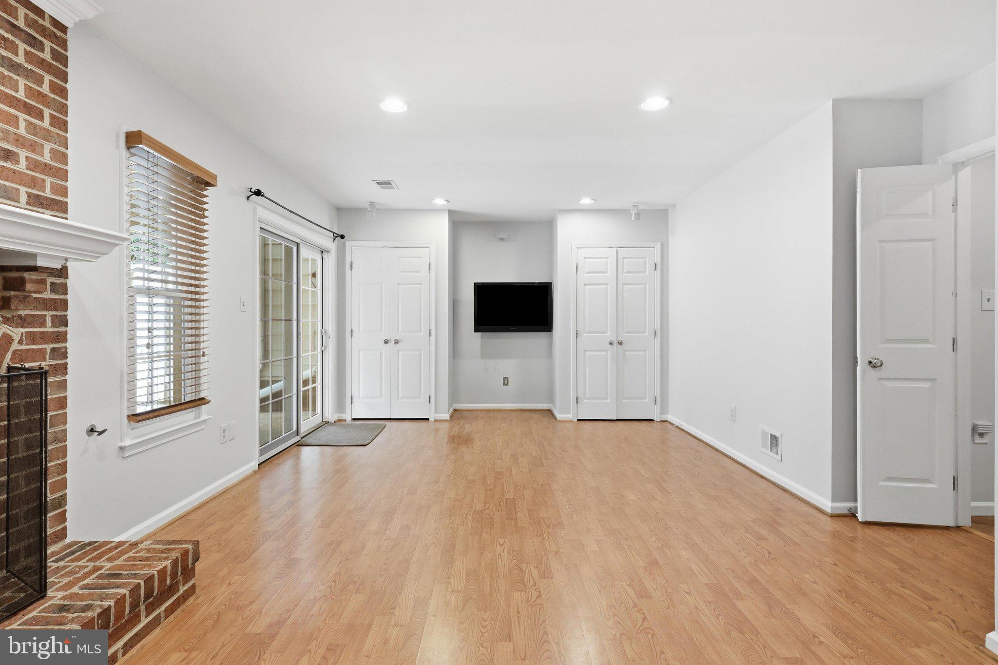WYANT PROPERTY - Residential