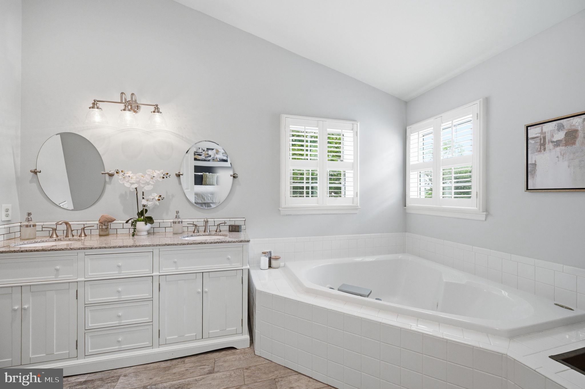 WYANT PROPERTY - Residential