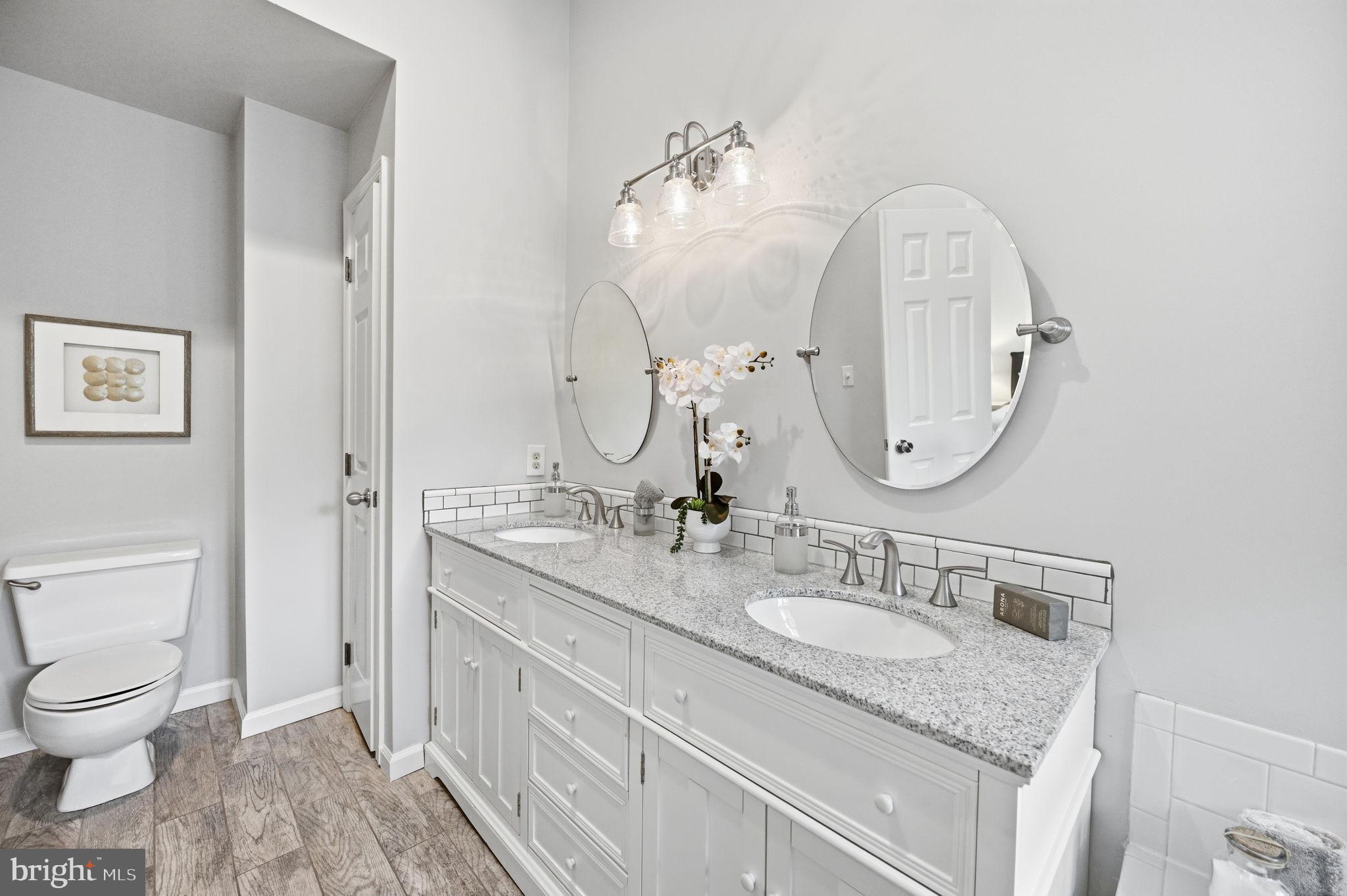 WYANT PROPERTY - Residential