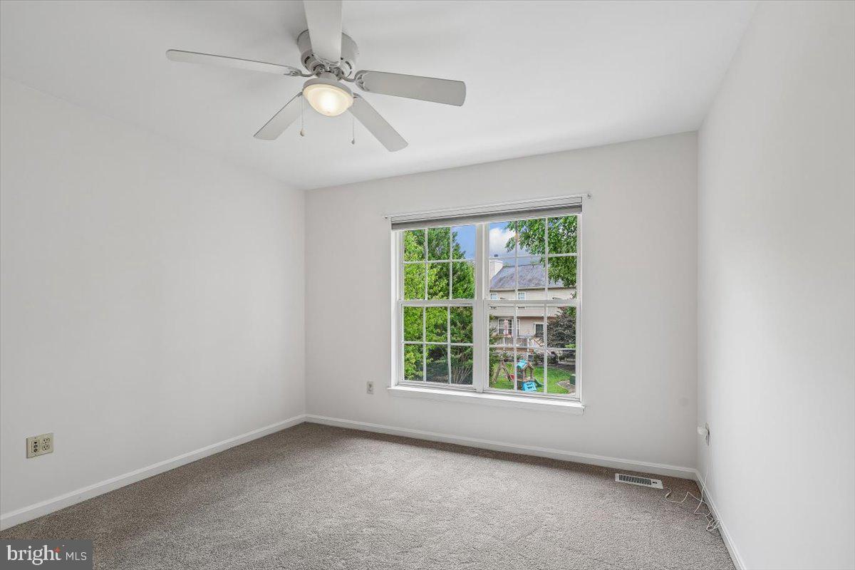 PINEY ORCHARD - Residential