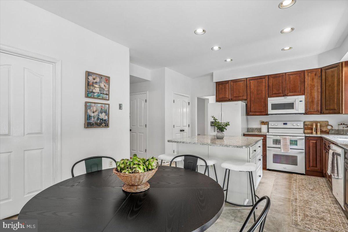 PINEY ORCHARD - Residential