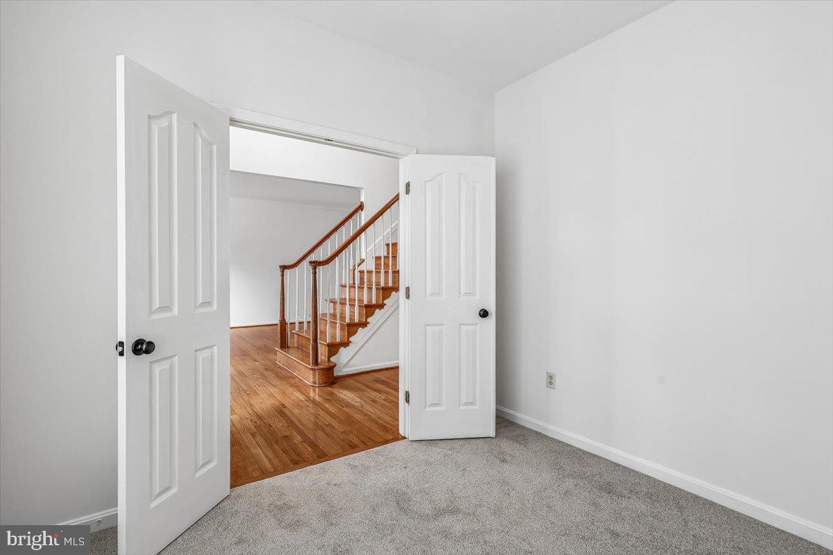 PINEY ORCHARD - Residential