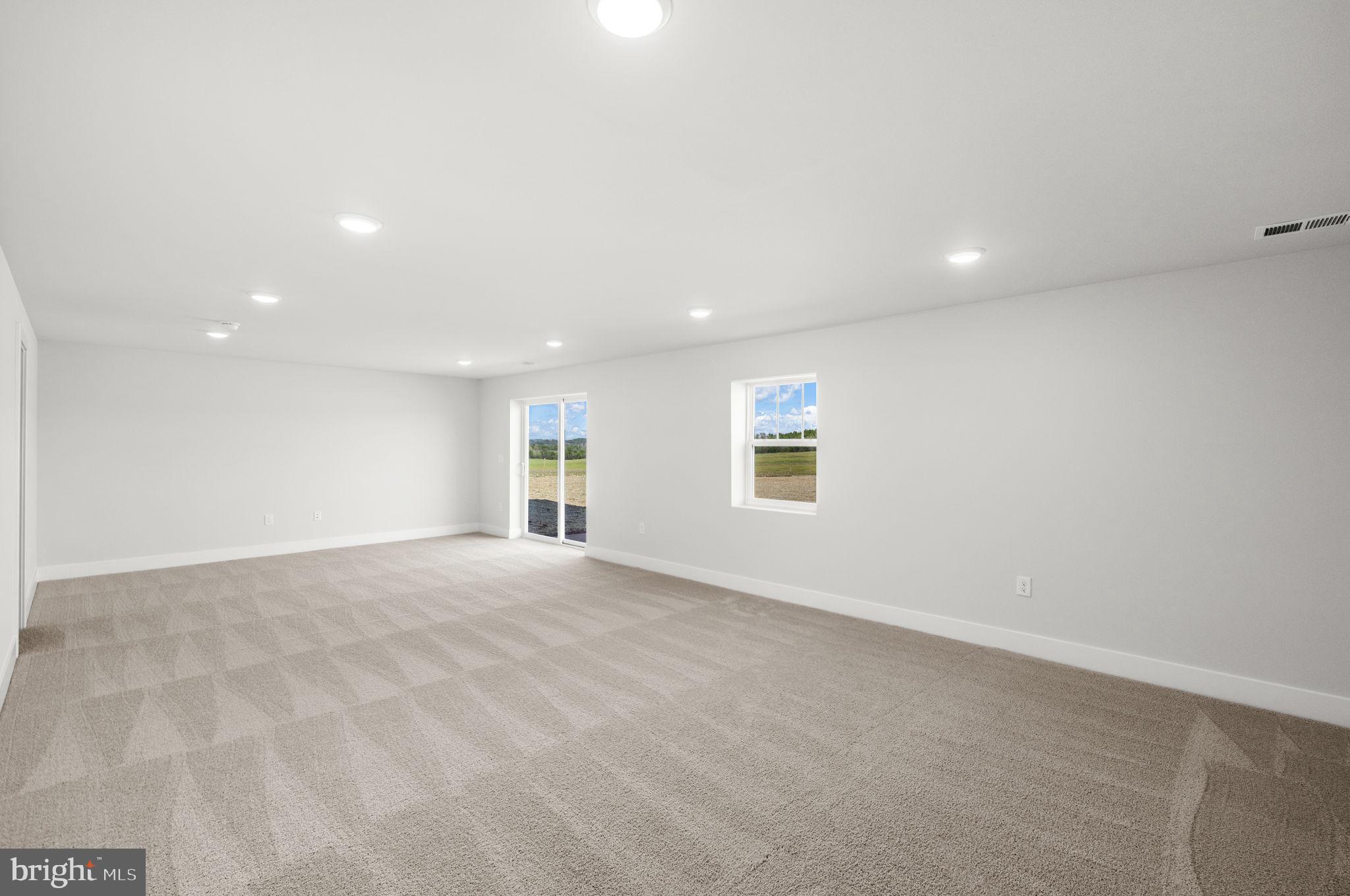 STEVENSBURG - Residential