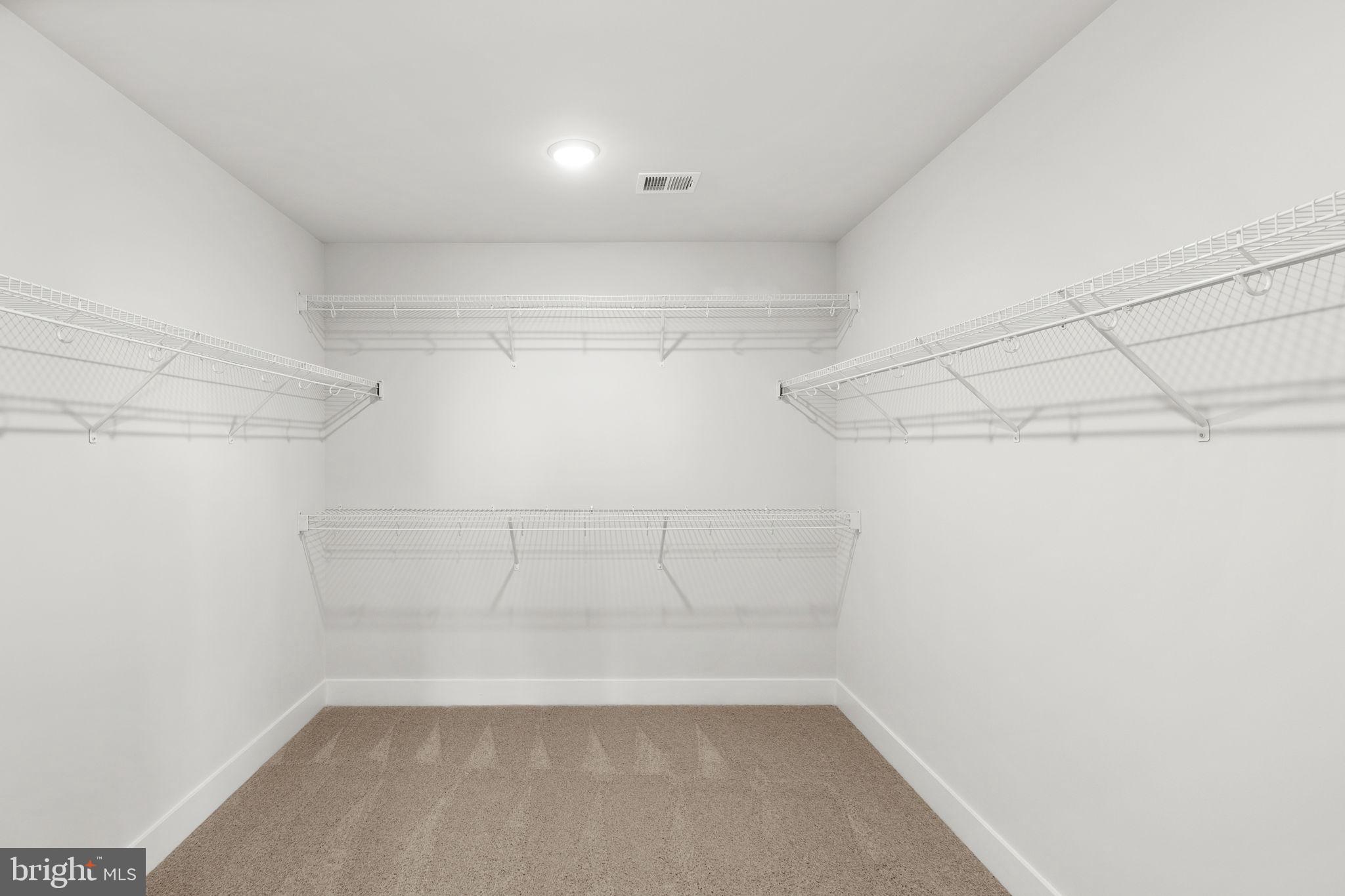 STEVENSBURG - Residential