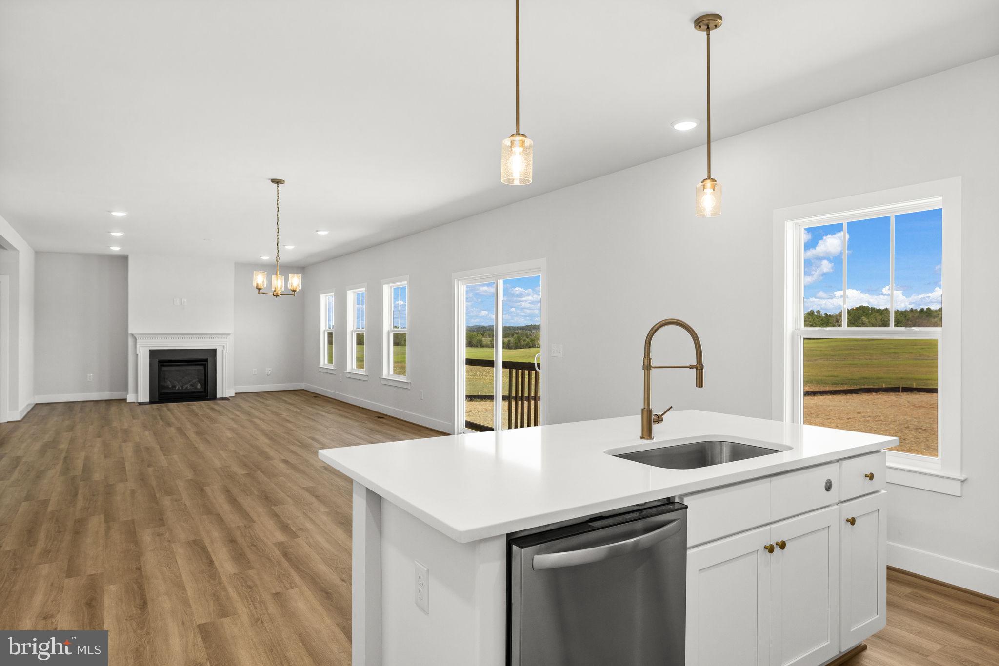 STEVENSBURG - Residential