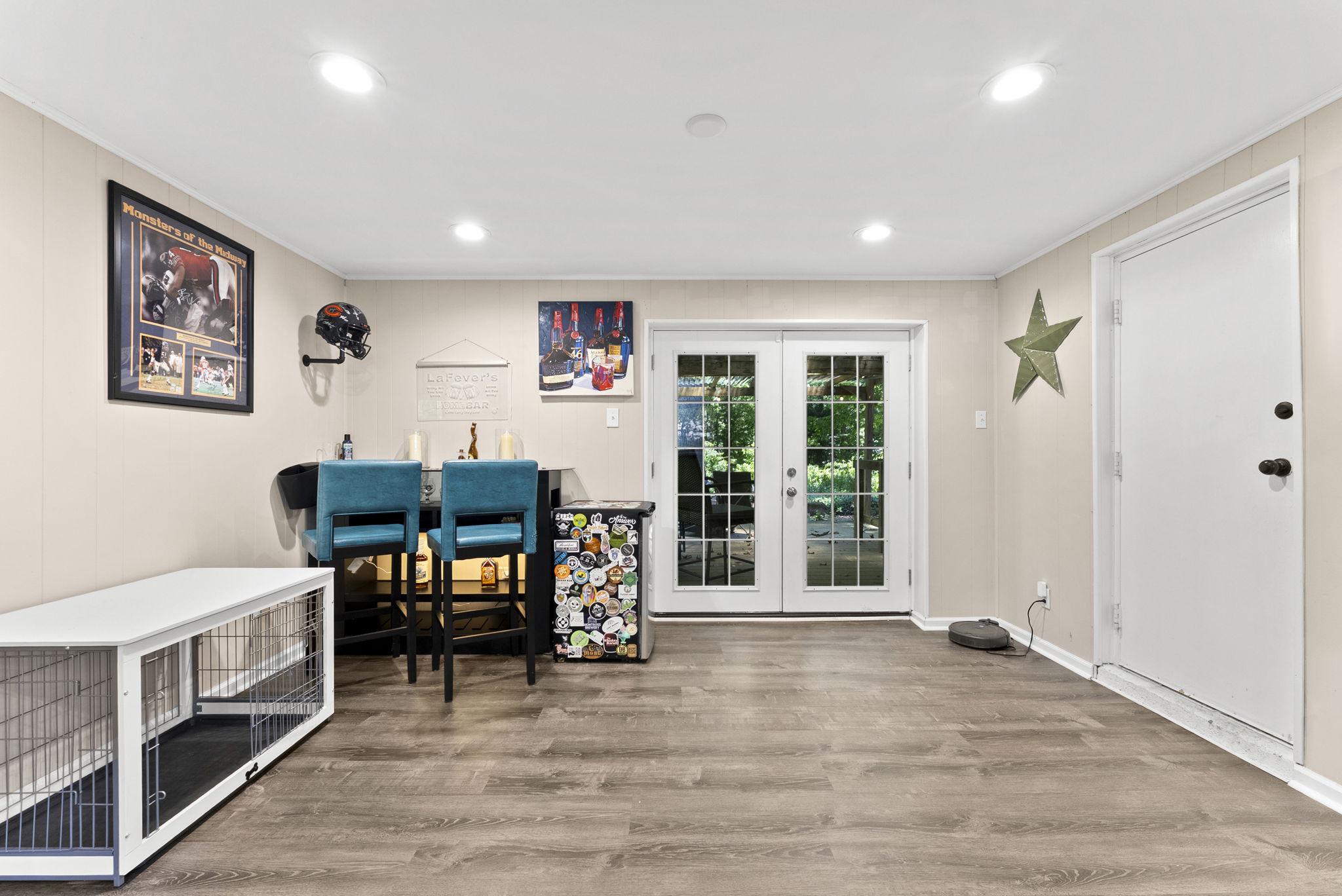 CEDAR RUN ESTS - Residential