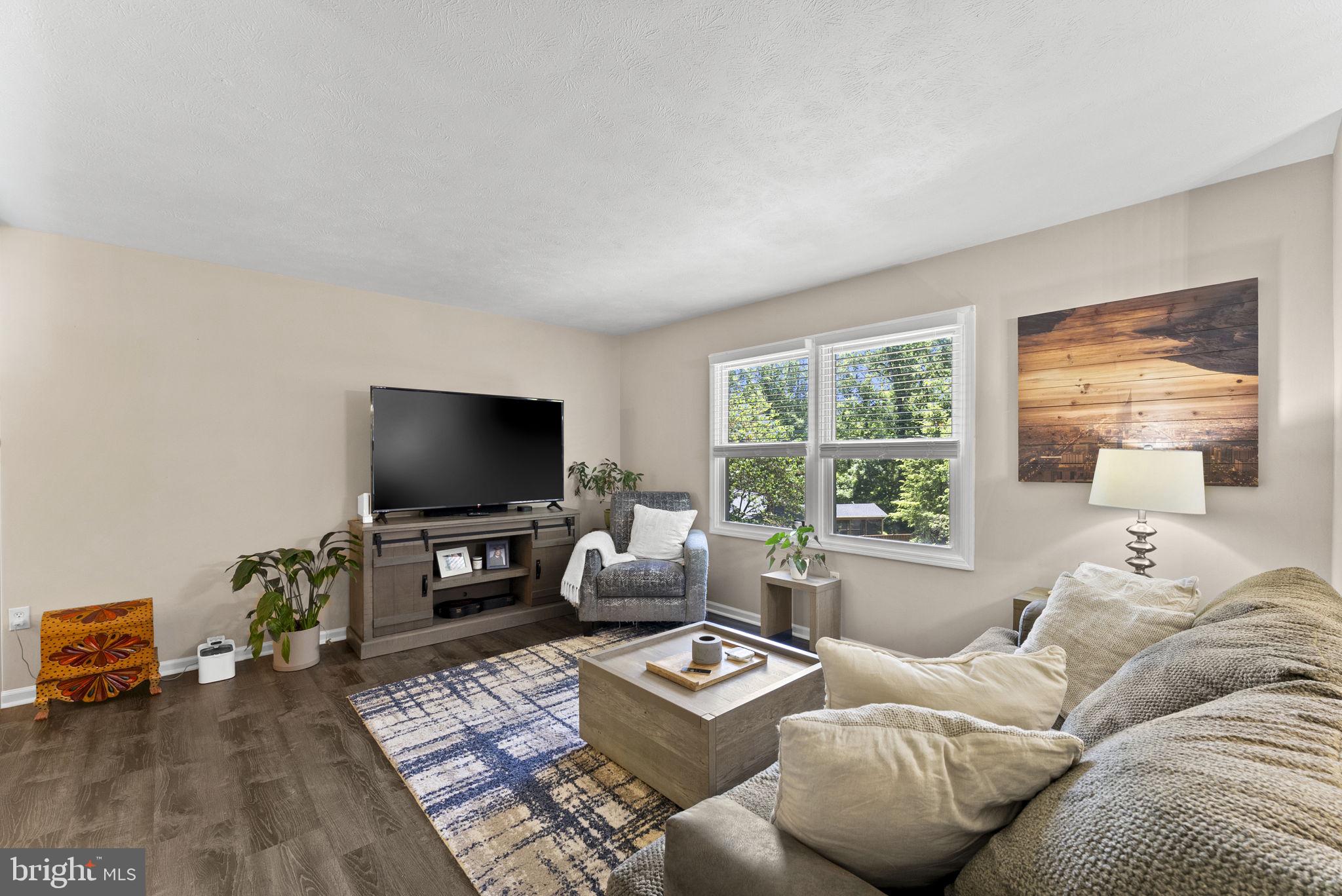 CEDAR RUN ESTS - Residential