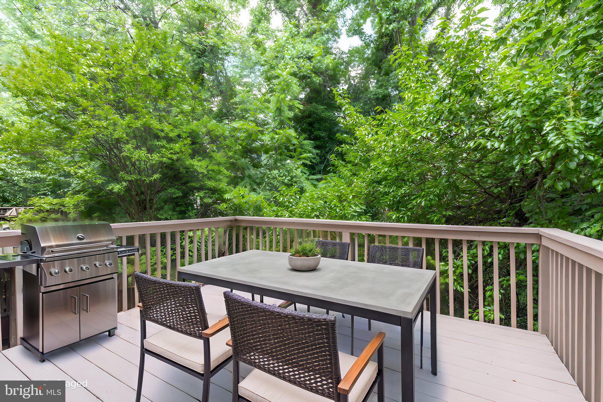 COLLEGE PARK - Residential