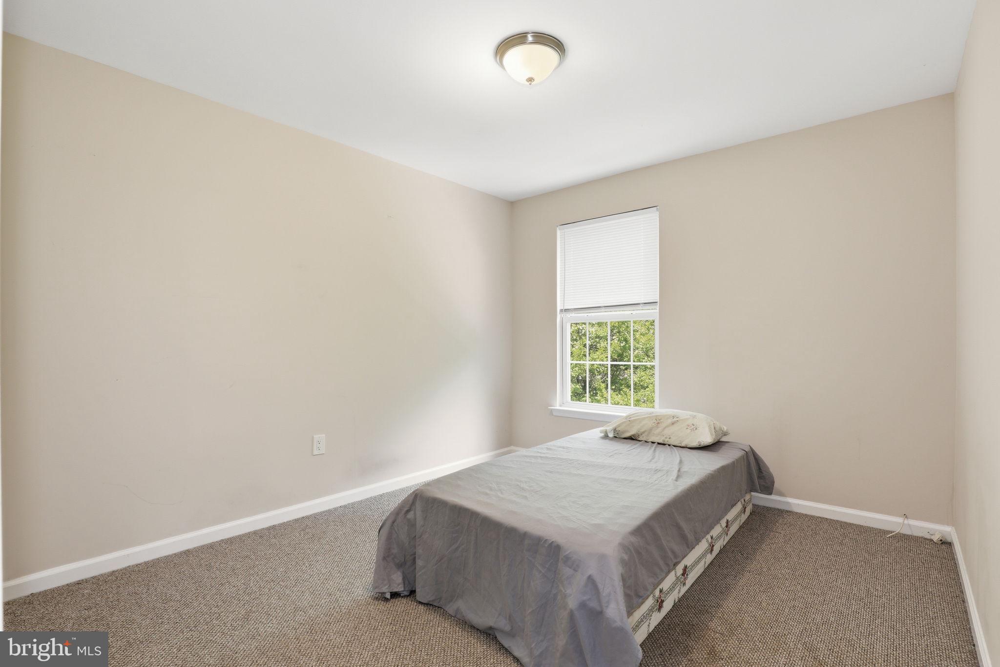 COLLEGE PARK - Residential
