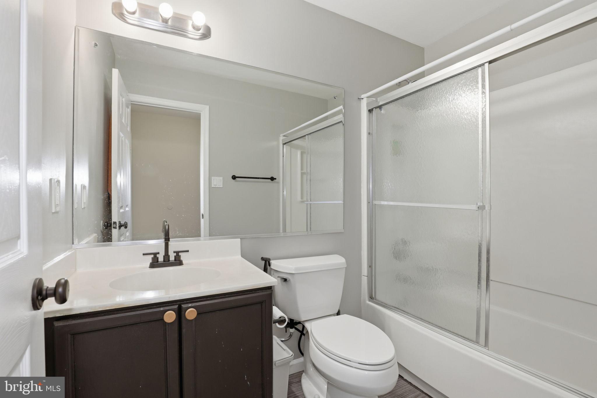 COLLEGE PARK - Residential