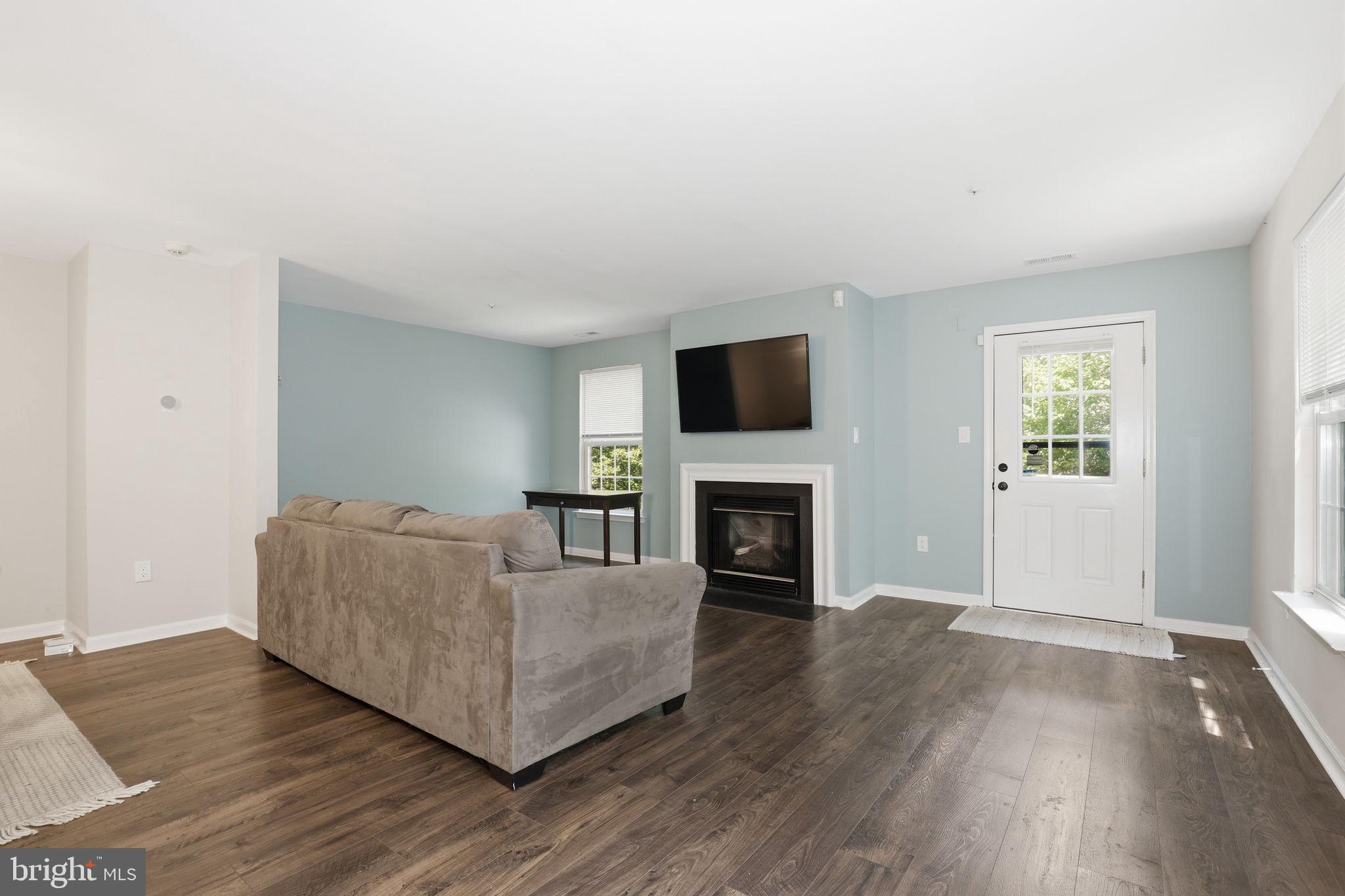 COLLEGE PARK - Residential