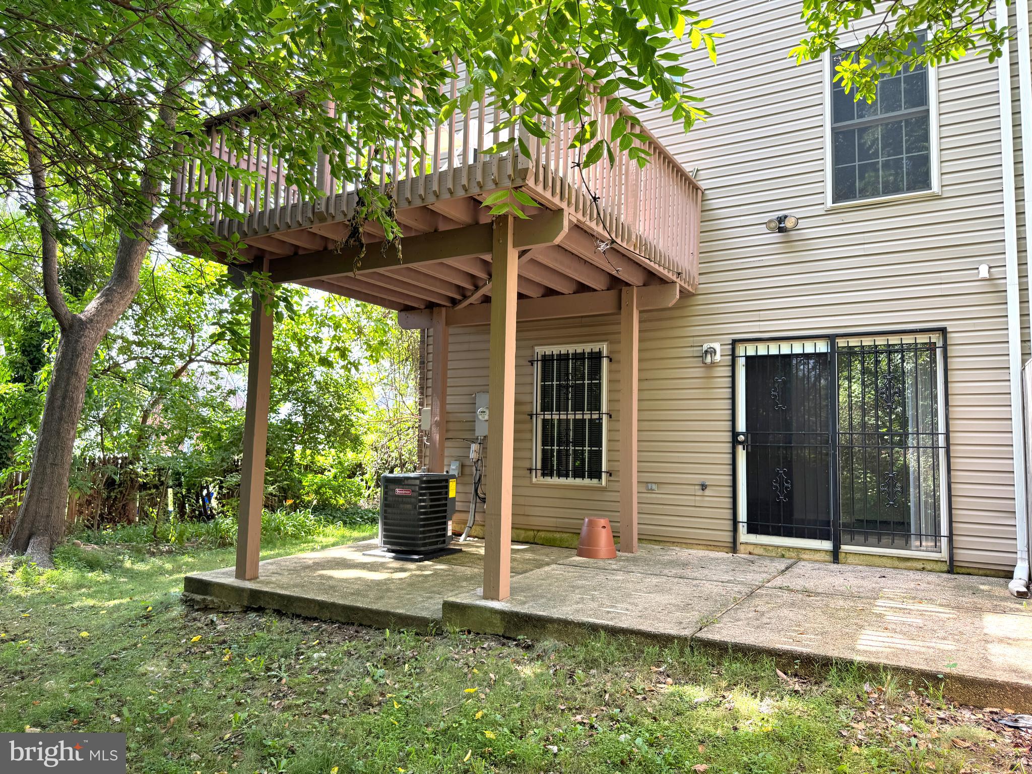 COLLEGE PARK - Residential