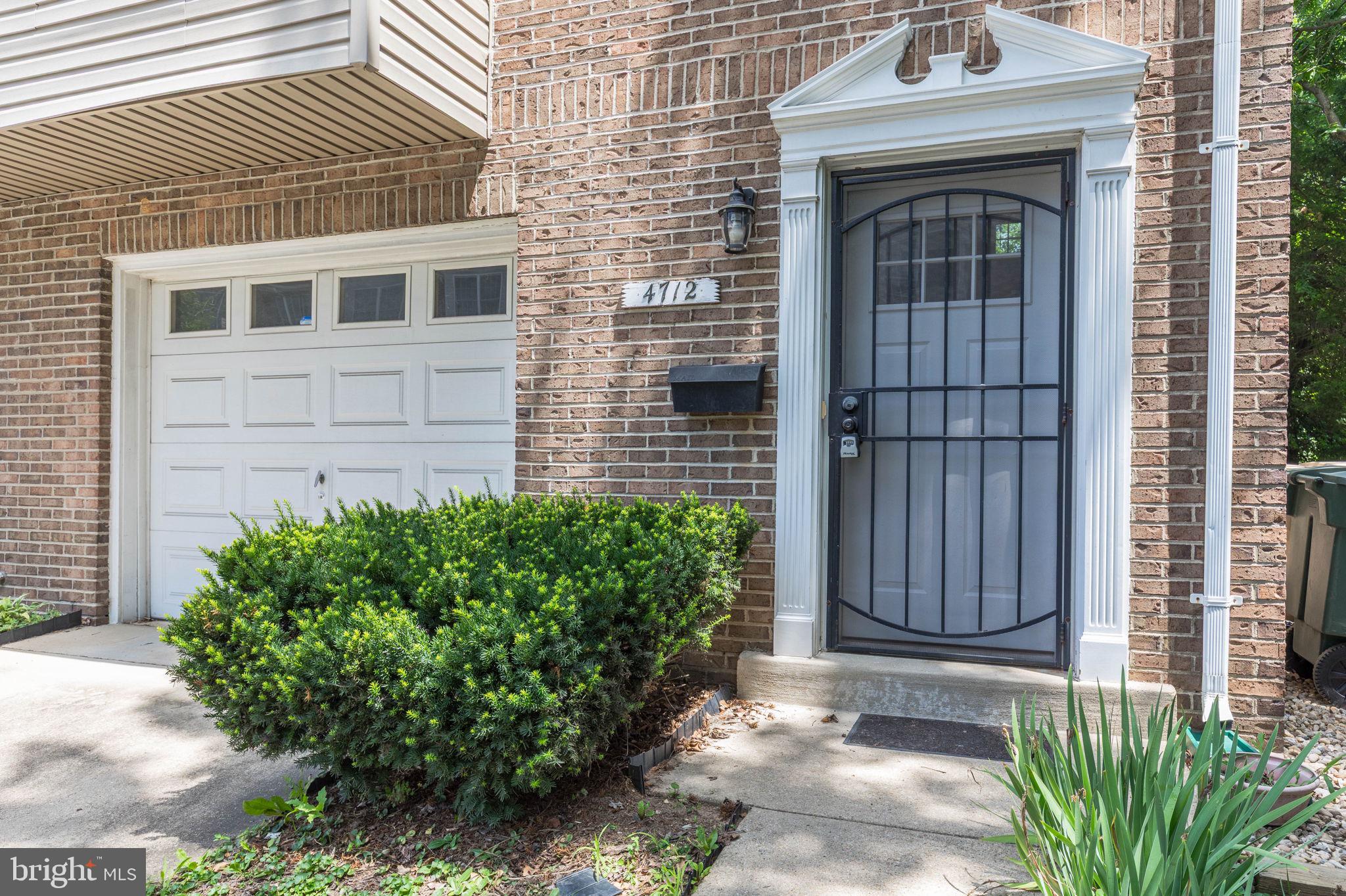 COLLEGE PARK - Residential