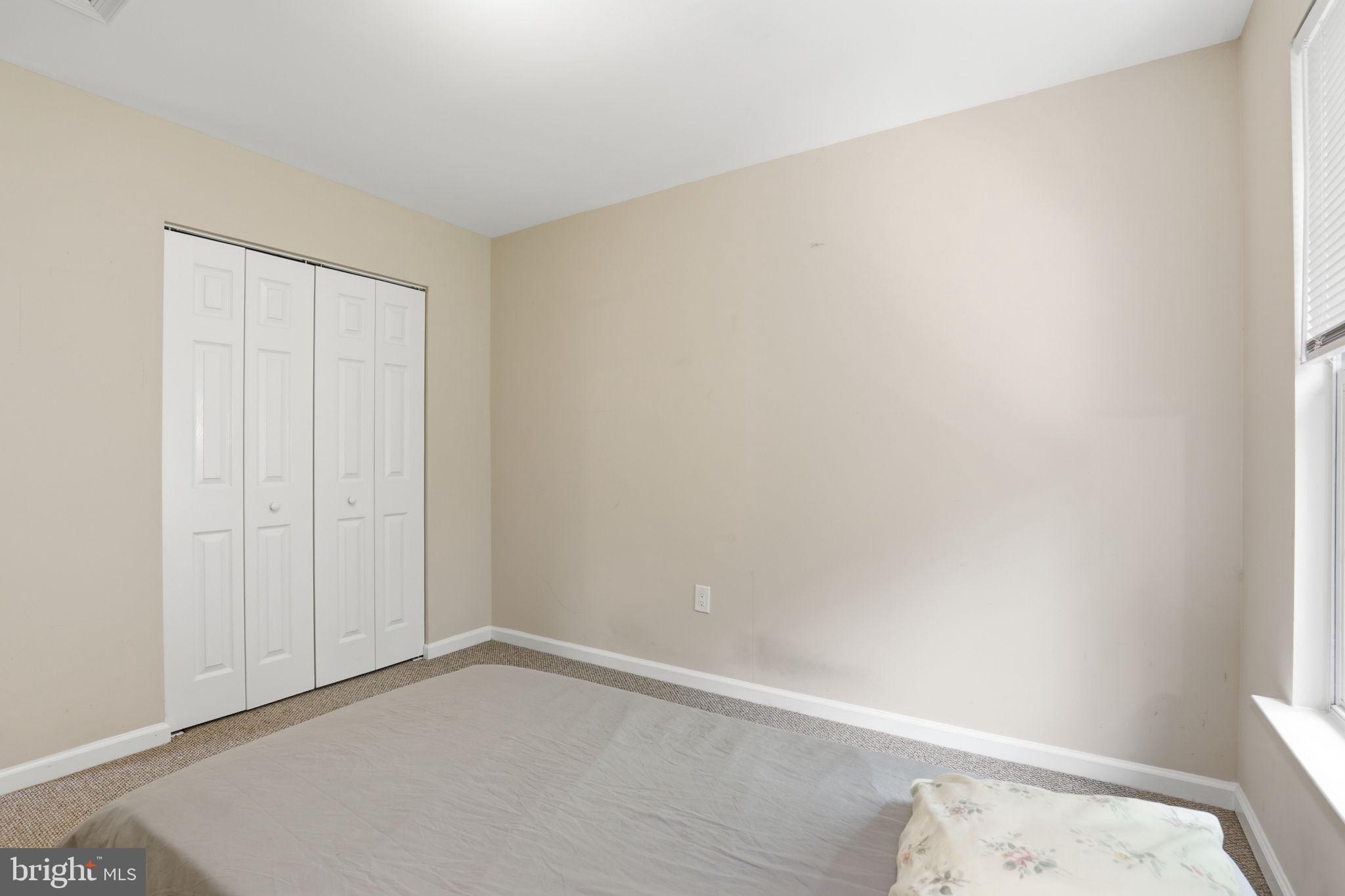 COLLEGE PARK - Residential