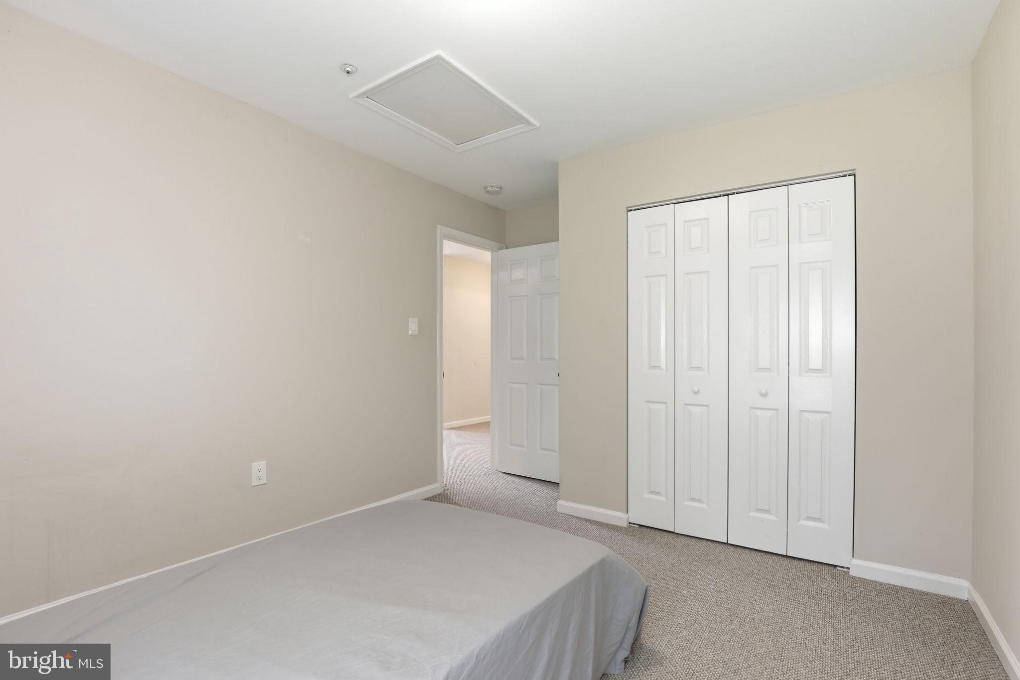 COLLEGE PARK - Residential