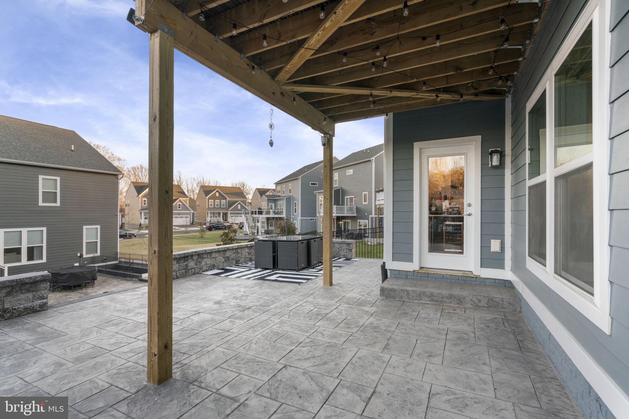 POTOMAC SHORES - Residential