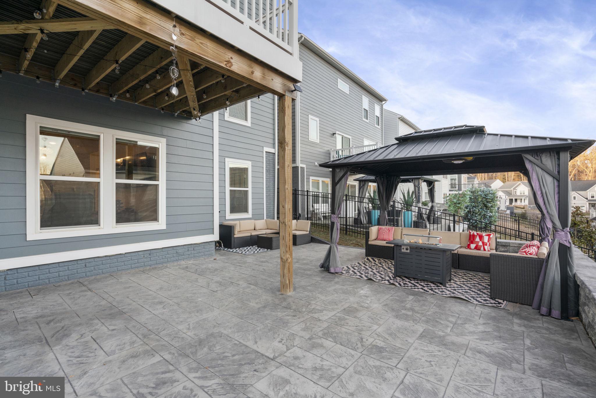 POTOMAC SHORES - Residential