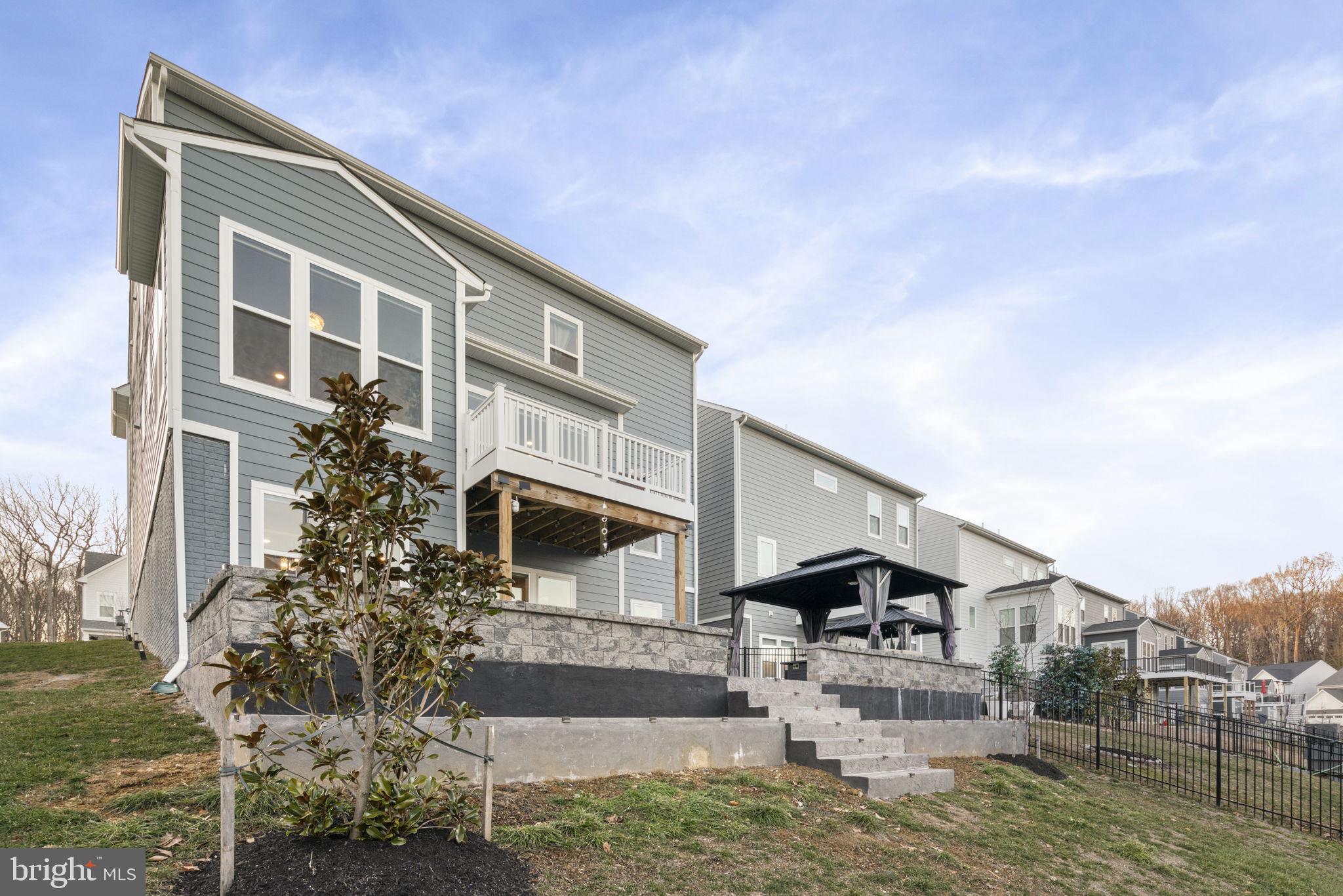 POTOMAC SHORES - Residential