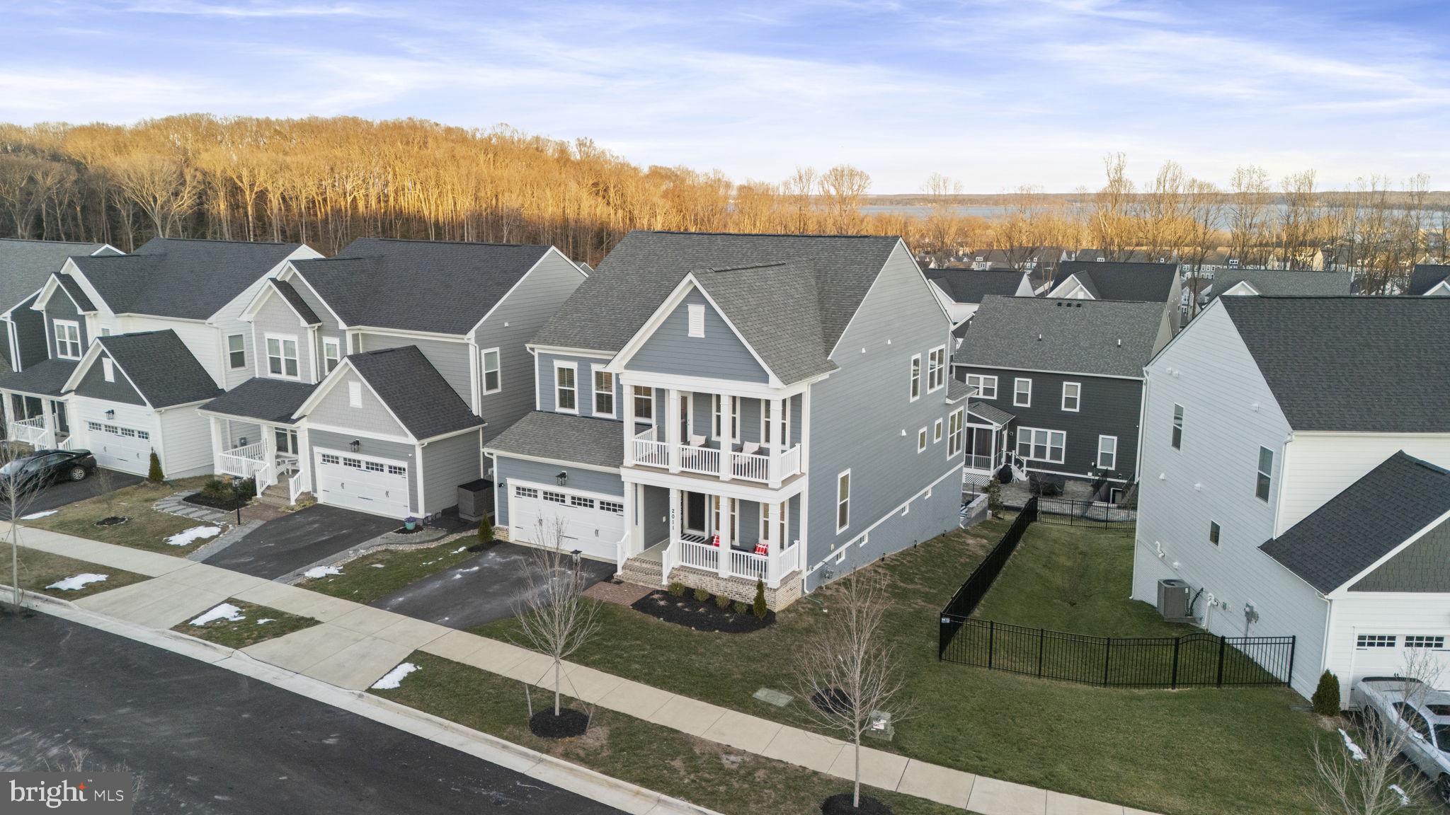 POTOMAC SHORES - Residential