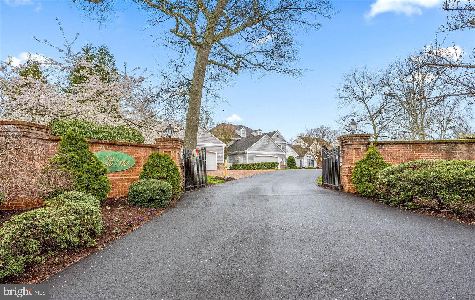 CHERRY HILL CM - Residential