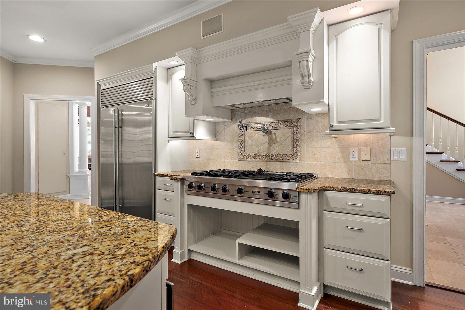 CHERRY HILL CM - Residential