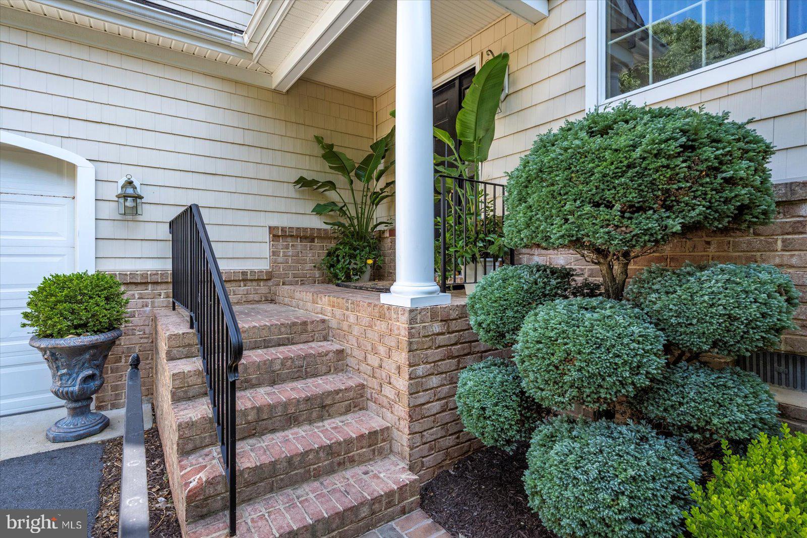 CHERRY HILL CM - Residential