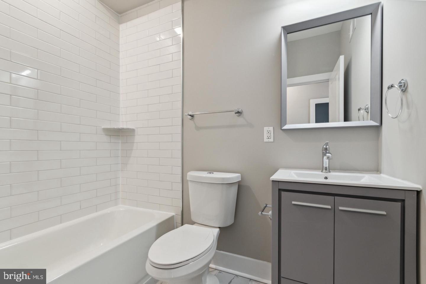WEST KENSINGTON - Residential Lease