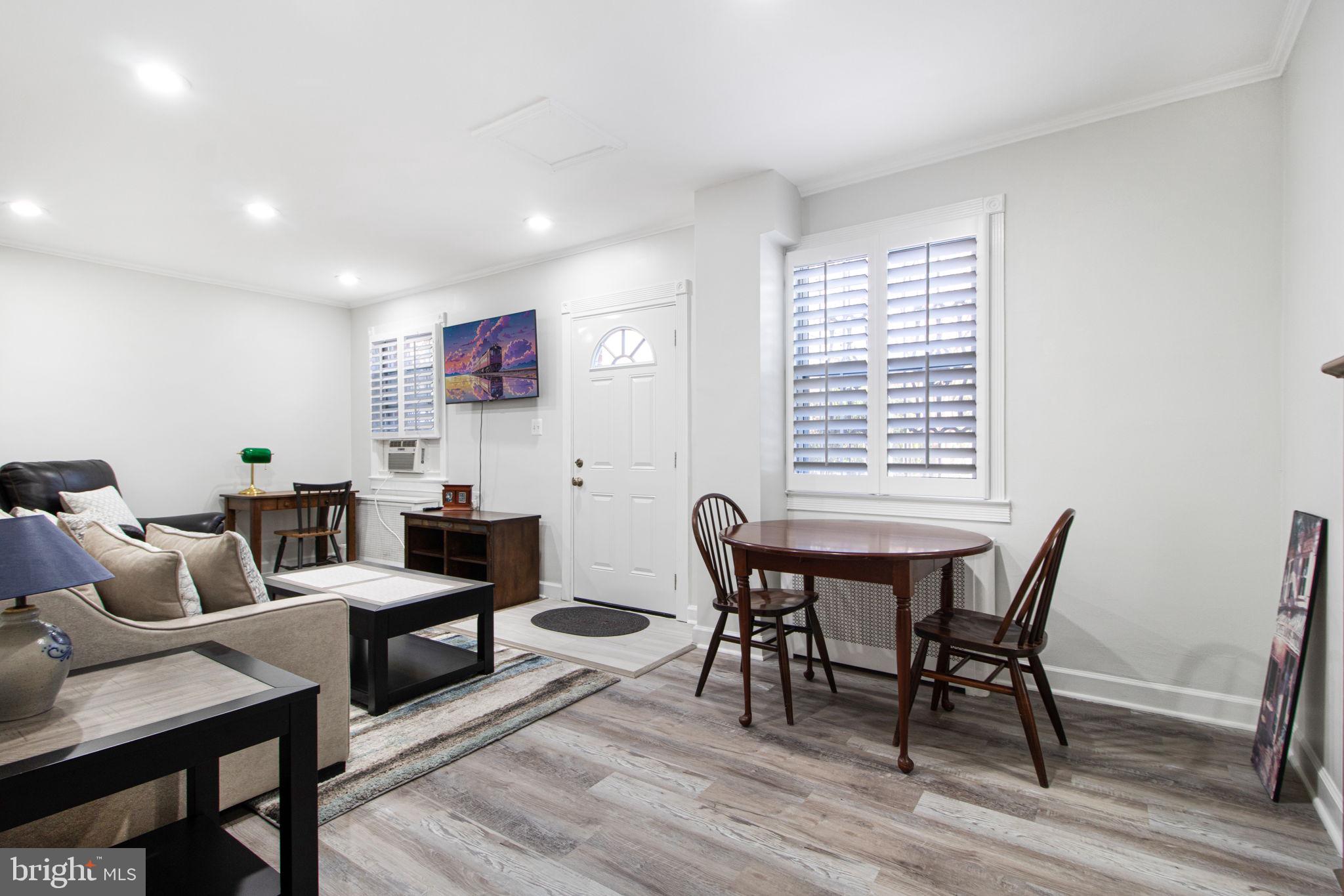FREDERICK COURTS - Residential Lease