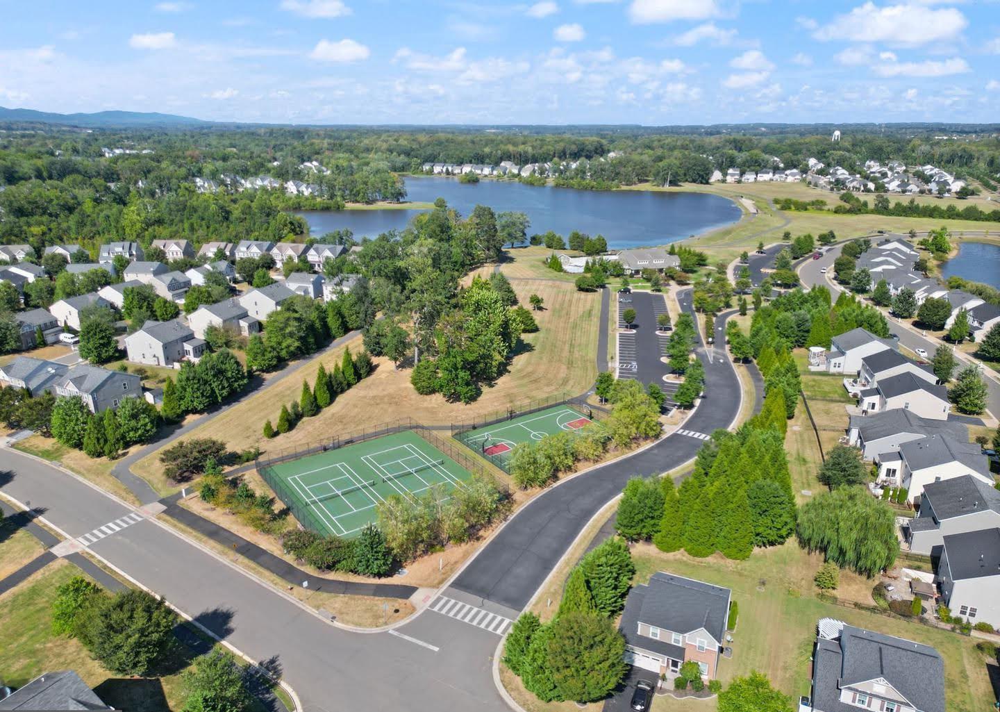 BROOKSIDE - Residential