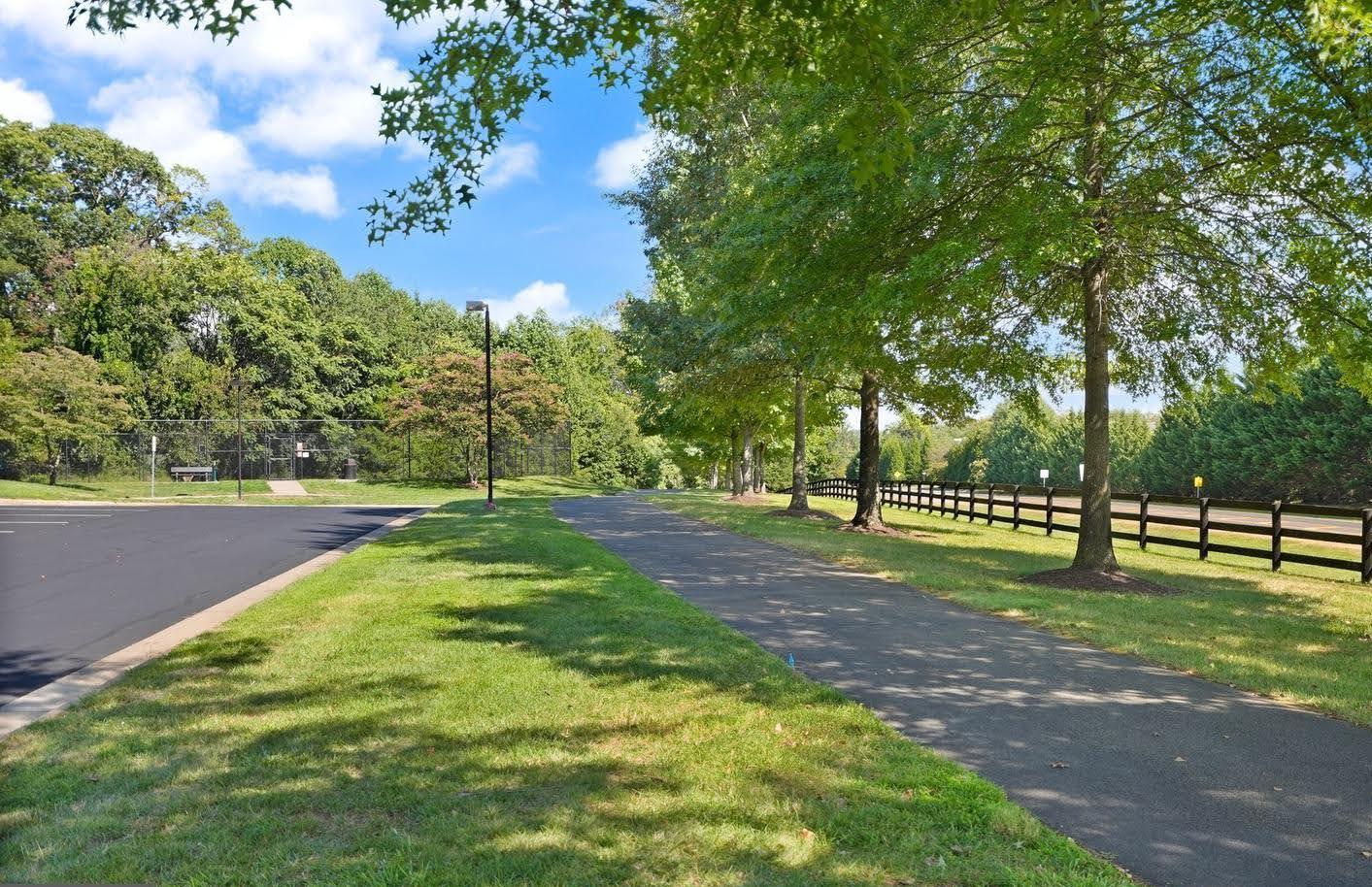BROOKSIDE - Residential